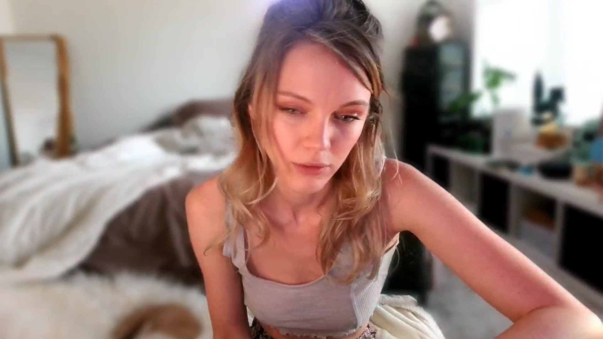 Gallery image thumbnail from OraYoung's myfreecams stream on, 09/15/2024, 20:02 image 17 of 20