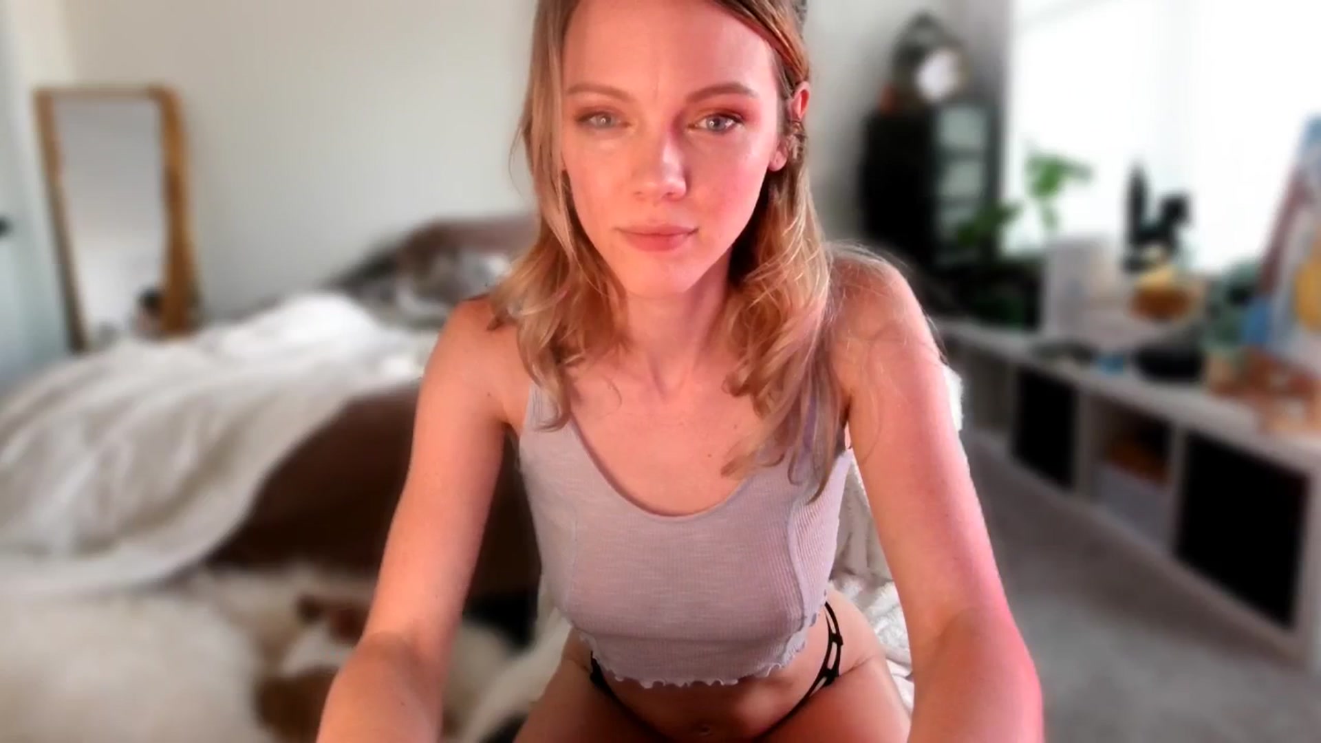 Gallery image thumbnail from OraYoung's myfreecams stream on, 09/15/2024, 21:42 image 17 of 20