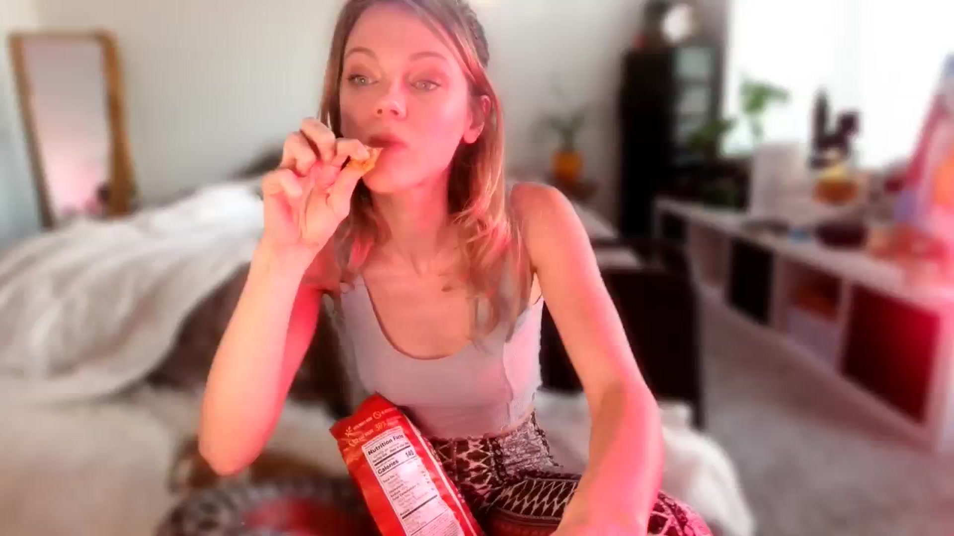 Gallery image thumbnail from OraYoung's myfreecams stream on, 09/15/2024, 21:42 image 9 of 20