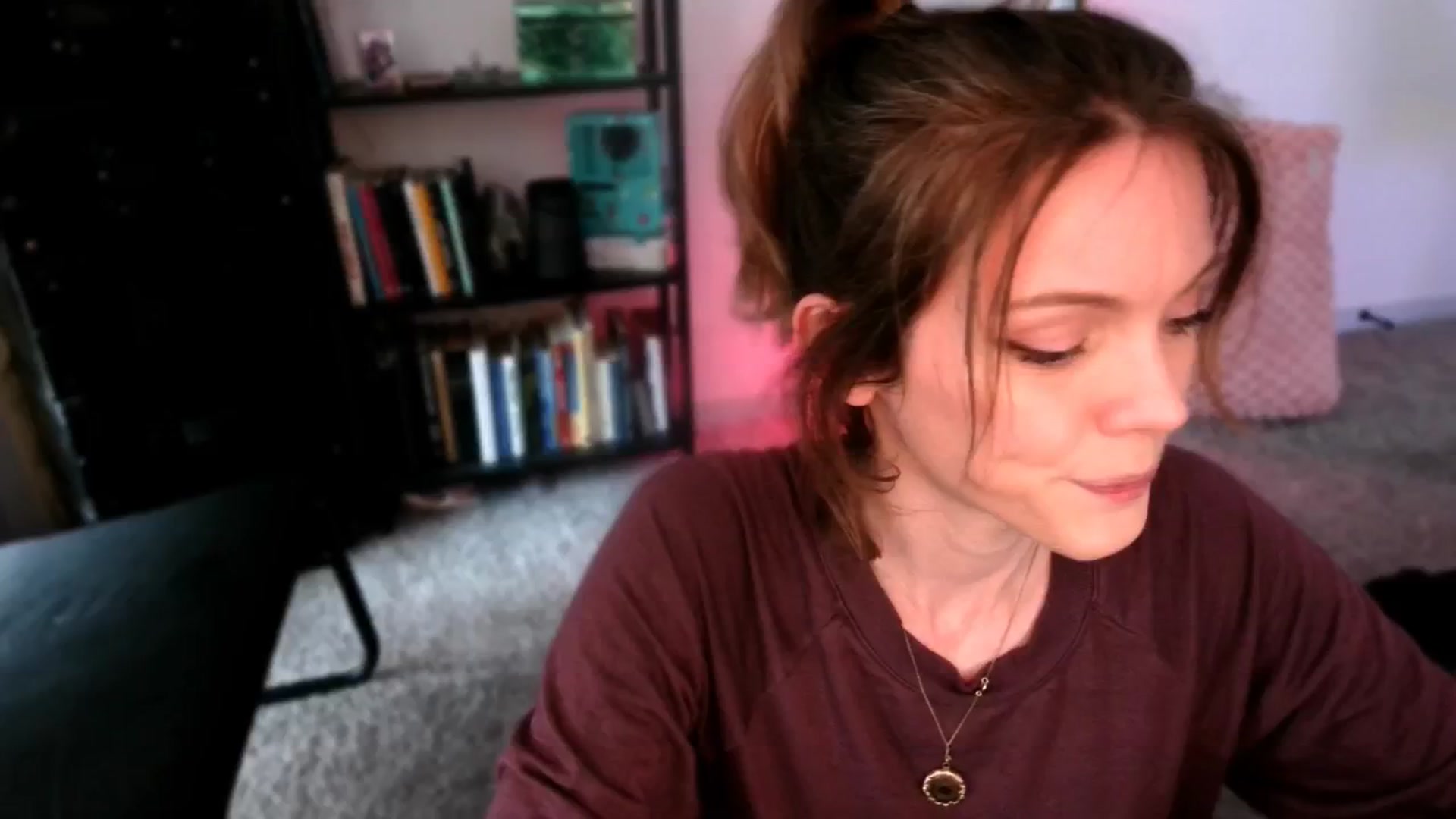 Gallery image thumbnail from OraYoung's myfreecams stream on, 01/05/2025, 24:01 image 5 of 20
