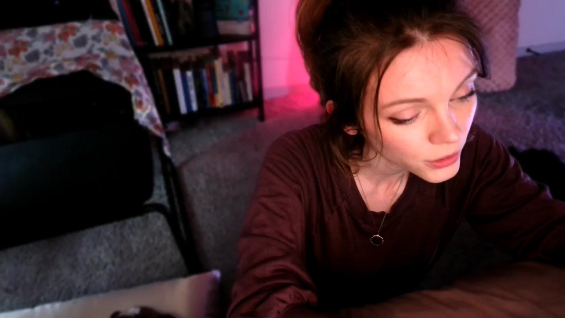 Gallery image thumbnail from OraYoung's myfreecams stream on, 01/05/2025, 24:38 image 14 of 20