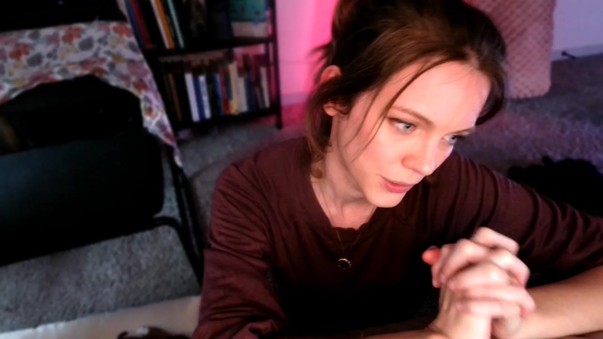 Gallery image thumbnail from OraYoung's myfreecams stream on, 01/05/2025, 24:38 image 12 of 20
