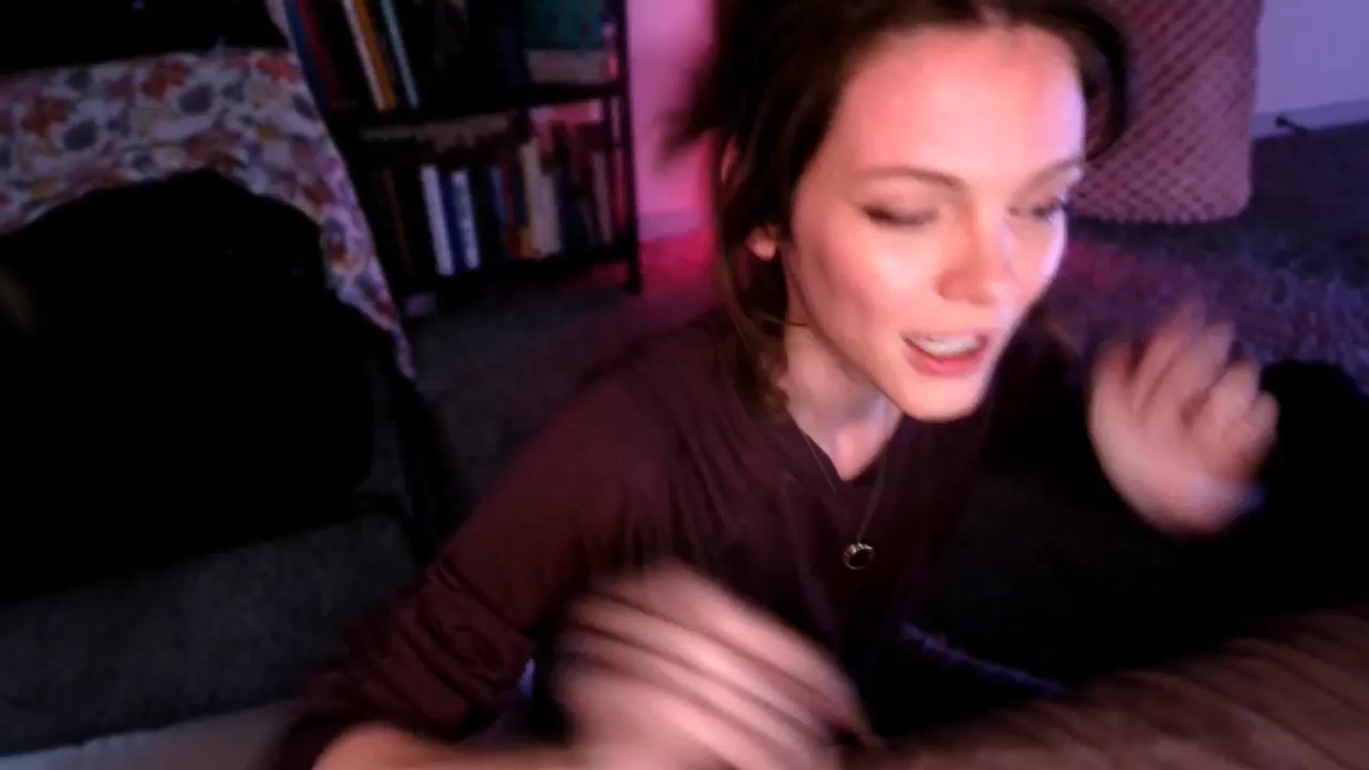 Gallery image thumbnail from OraYoung's myfreecams stream on, 01/05/2025, 24:38 image 20 of 20