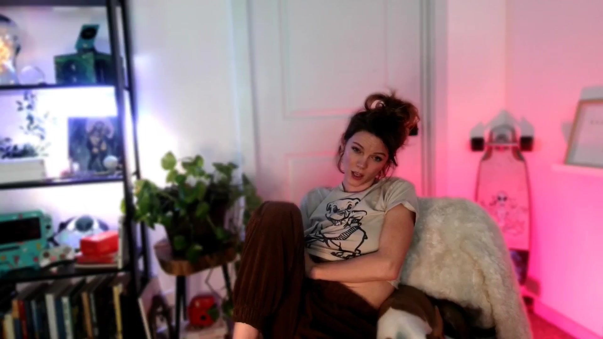 Gallery image thumbnail from OraYoung's myfreecams stream on, 01/15/2025, 24:00 image 5 of 20