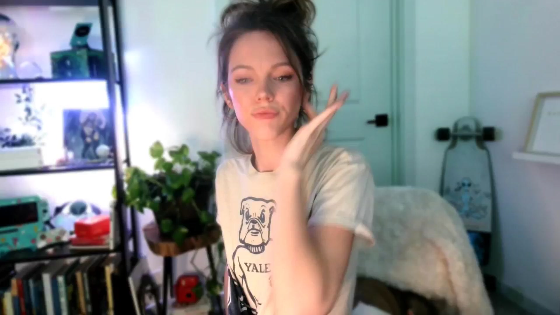Gallery image thumbnail from OraYoung's myfreecams stream on, 01/15/2025, 24:00 image 2 of 20