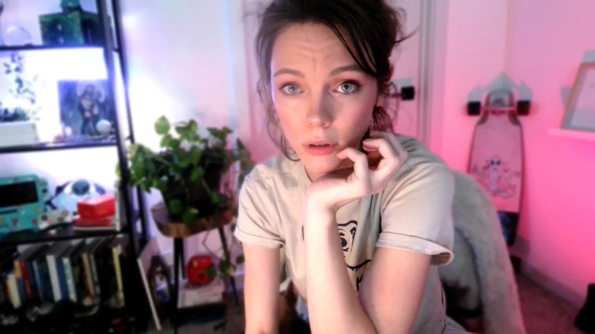 Gallery image thumbnail from OraYoung's myfreecams stream on, 01/15/2025, 24:00 image 8 of 20