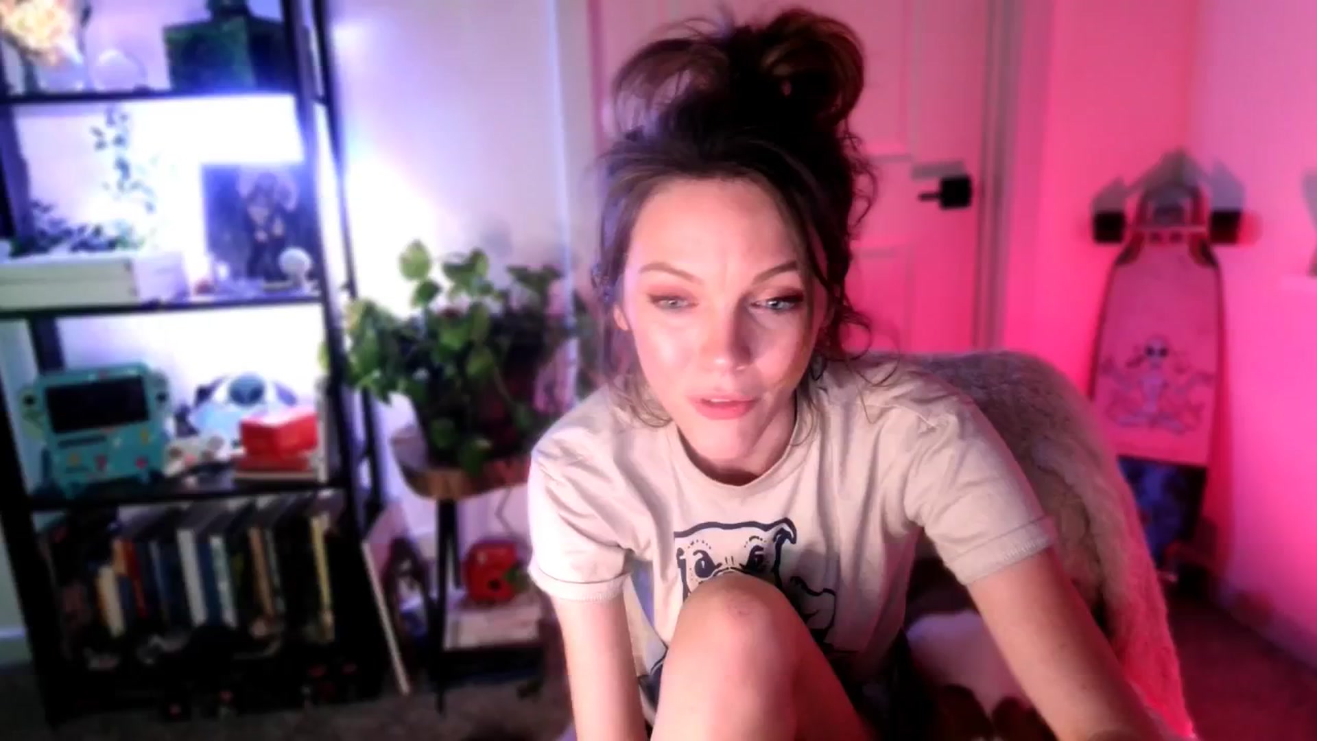 Gallery image thumbnail from OraYoung's myfreecams stream on, 01/15/2025, 01:40 image 15 of 20