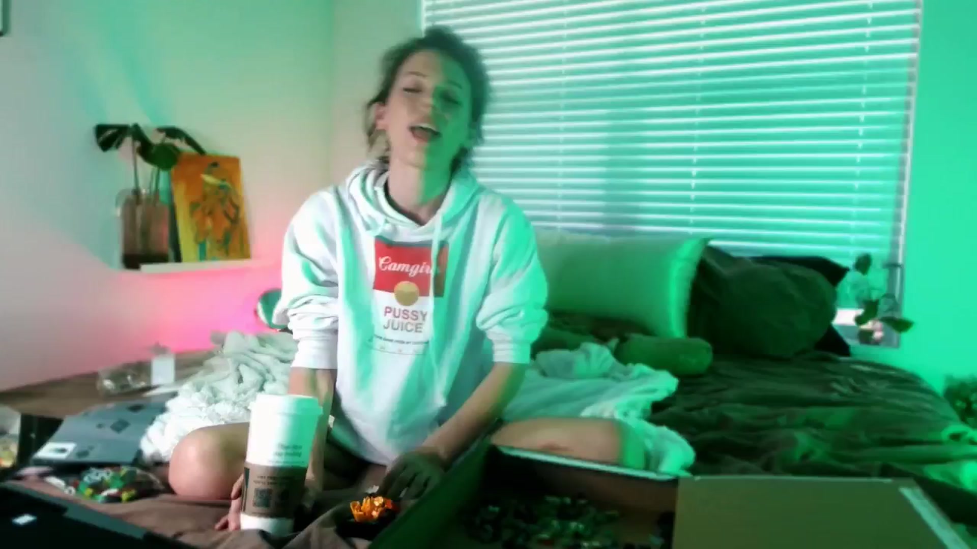 Gallery image thumbnail from OraYoung's myfreecams stream on, 01/29/2025, 01:14 image 3 of 20