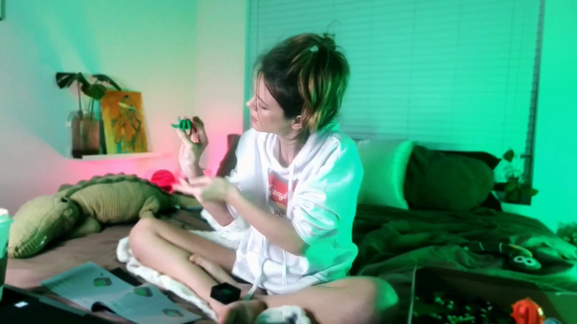 Gallery image thumbnail from OraYoung's myfreecams stream on, 01/29/2025, 01:32 image 1 of 20