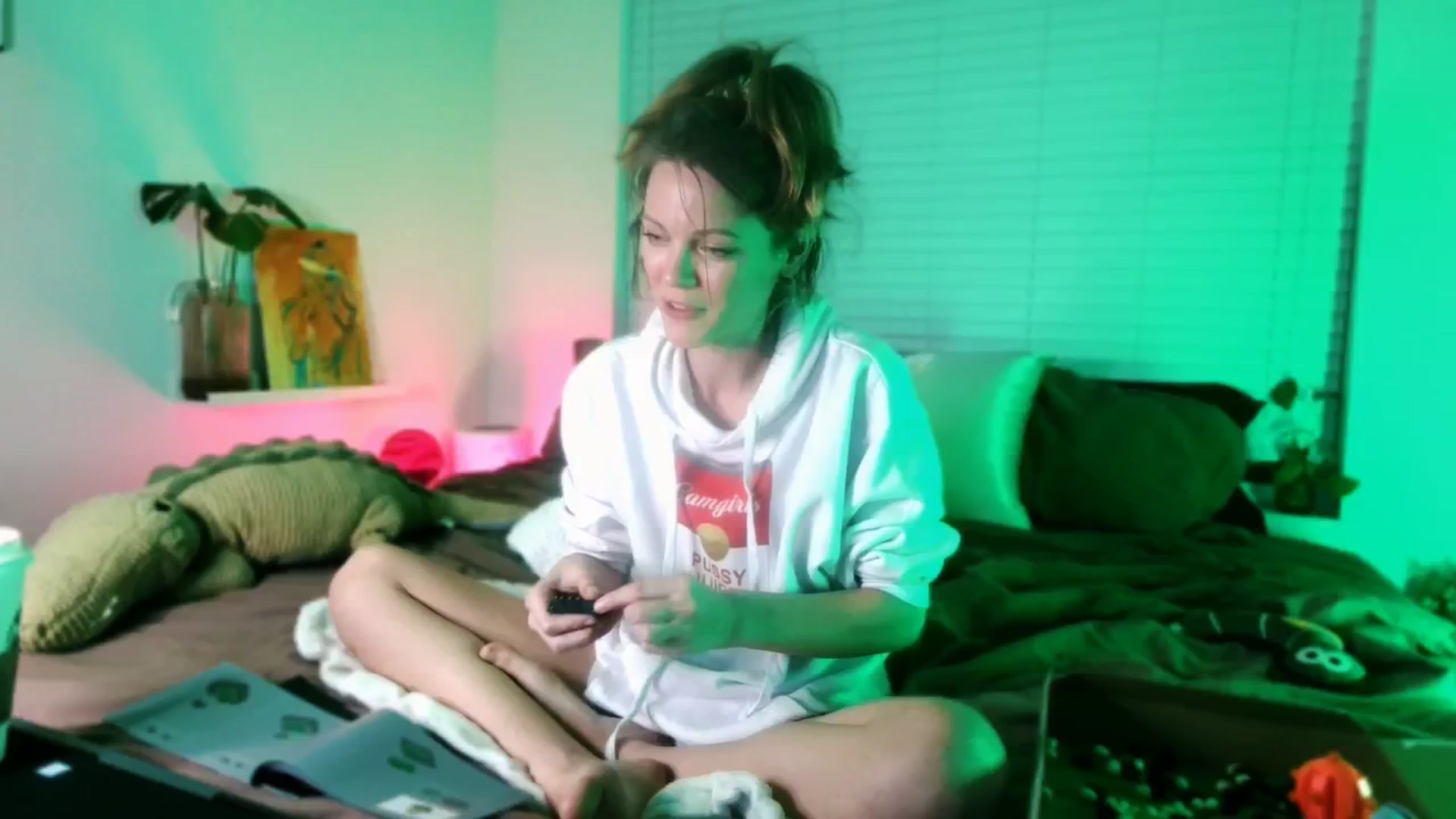 Gallery image thumbnail from OraYoung's myfreecams stream on, 01/29/2025, 01:32 image 4 of 20