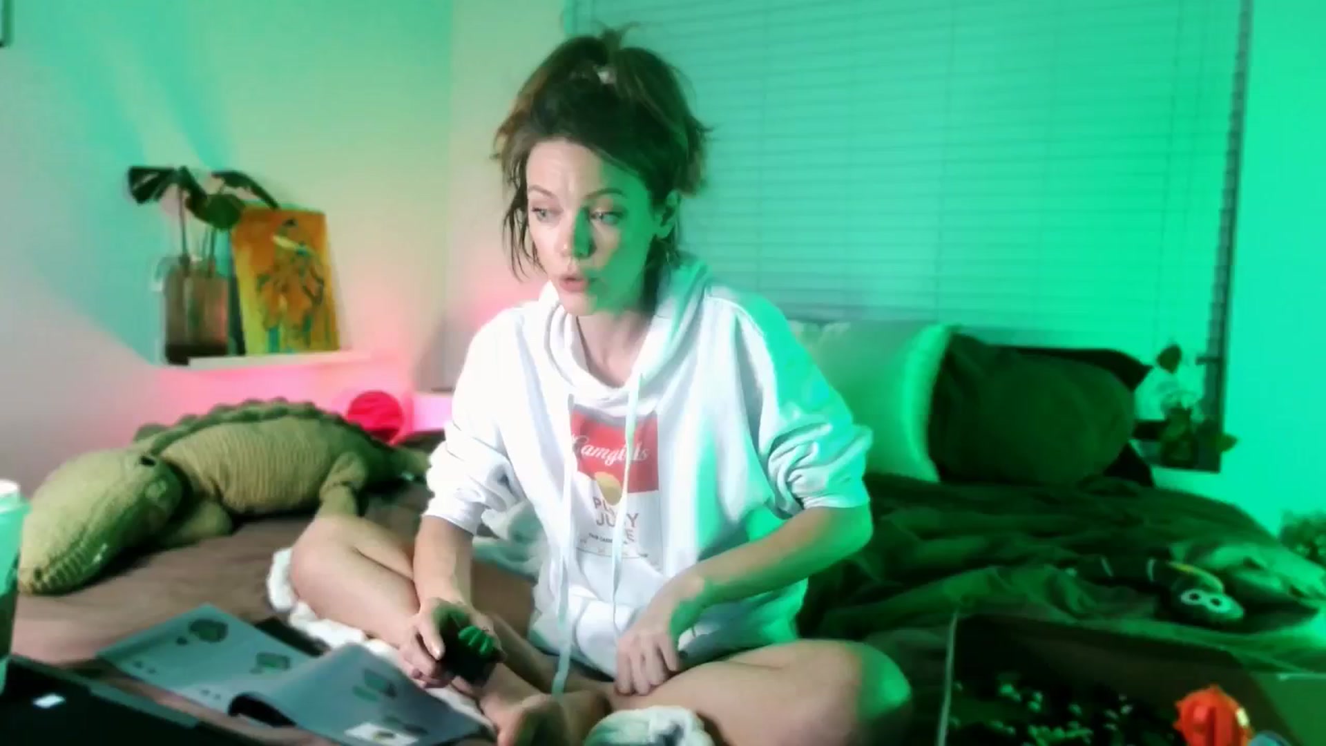 Gallery image thumbnail from OraYoung's myfreecams stream on, 01/29/2025, 01:32 image 2 of 20