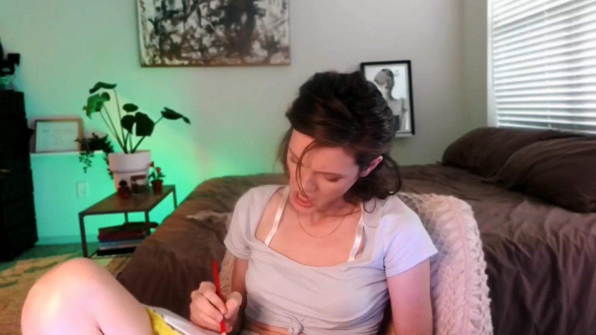 Gallery image thumbnail from OraYoung's myfreecams stream on, 02/21/2025, 24:28 image 11 of 20