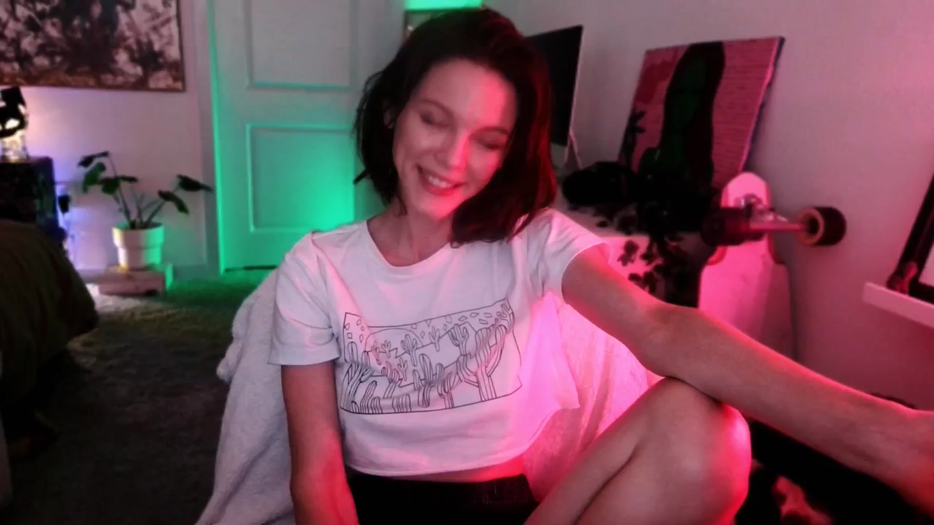 Gallery image thumbnail from OraYoung's myfreecams stream on, 03/06/2025, 01:48 image 8 of 20