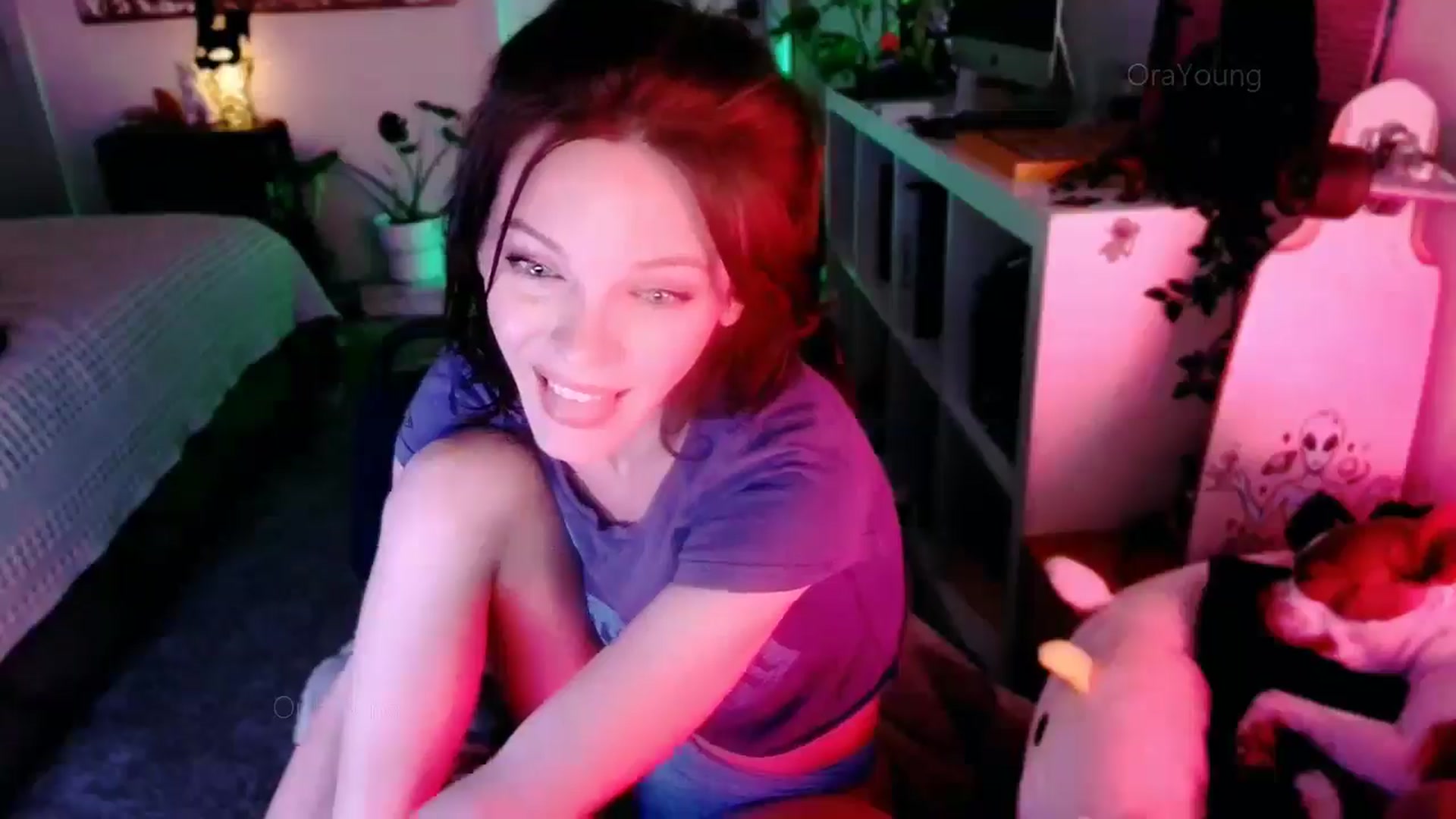 Gallery image thumbnail from OraYoung's myfreecams stream on, 03/13/2025, 04:40 image 3 of 20