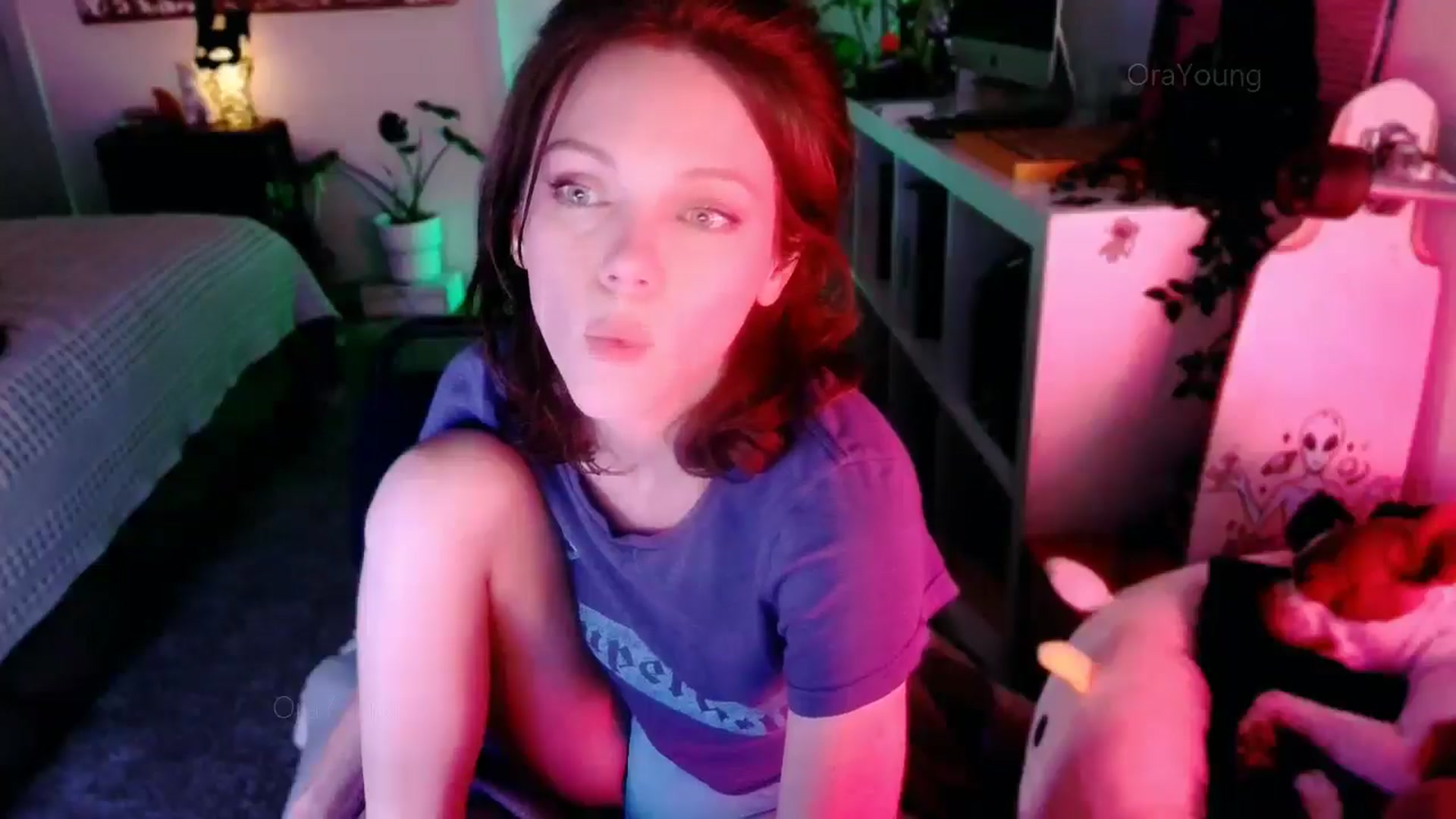 Gallery image thumbnail from OraYoung's myfreecams stream on, 03/13/2025, 04:40 image 2 of 20