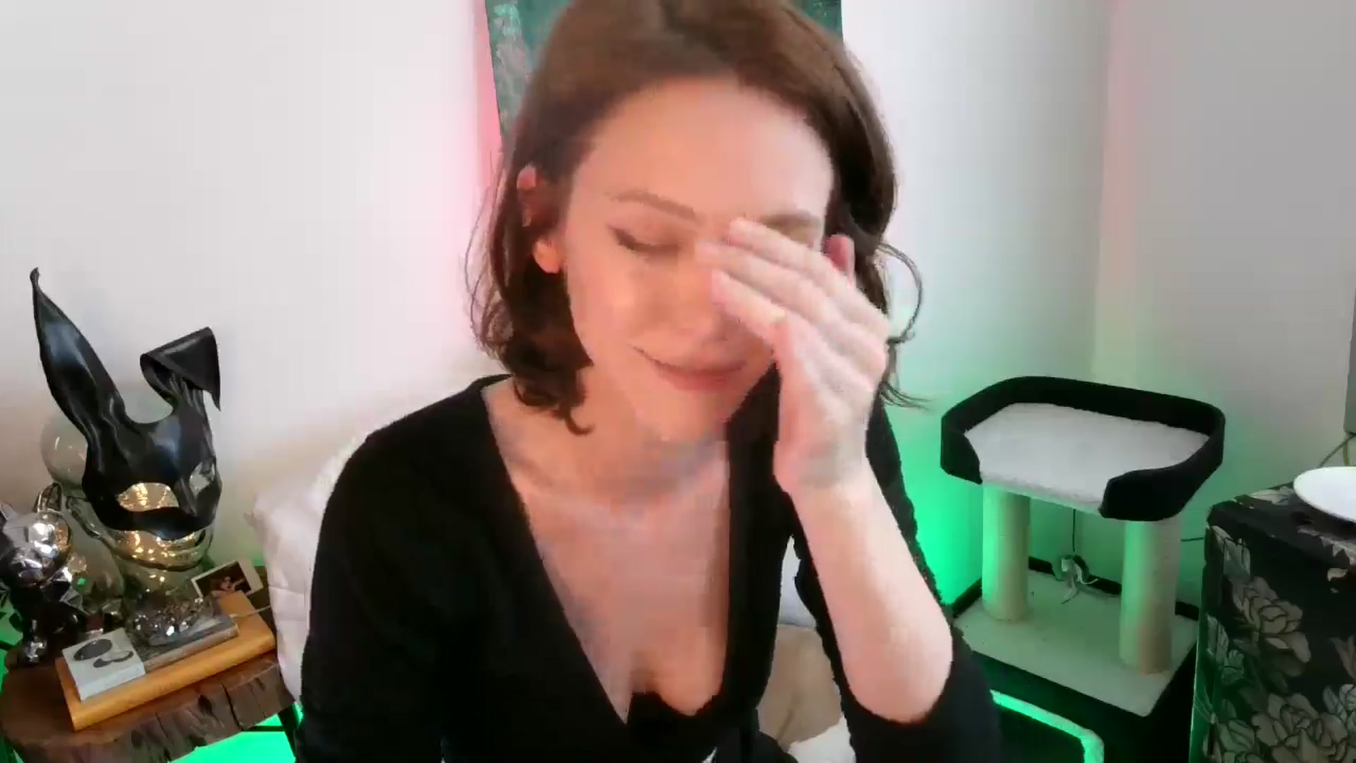 Gallery image thumbnail from OraYoung's myfreecams stream on, 04/30/2025, 20:08 image 3 of 20