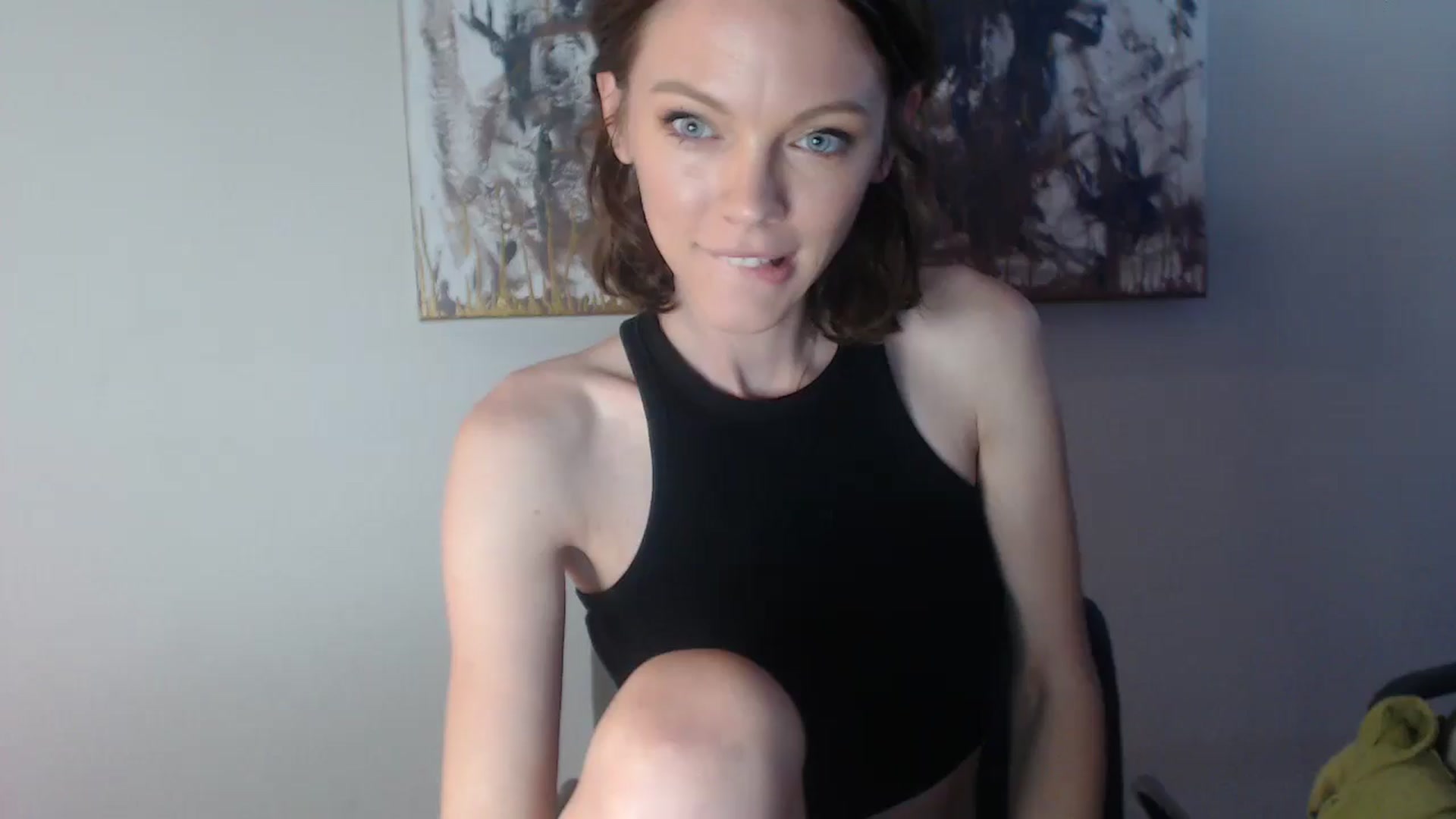 Gallery image thumbnail from OraYoung's myfreecams stream on, 05/15/2025, 18:13 image 1 of 20