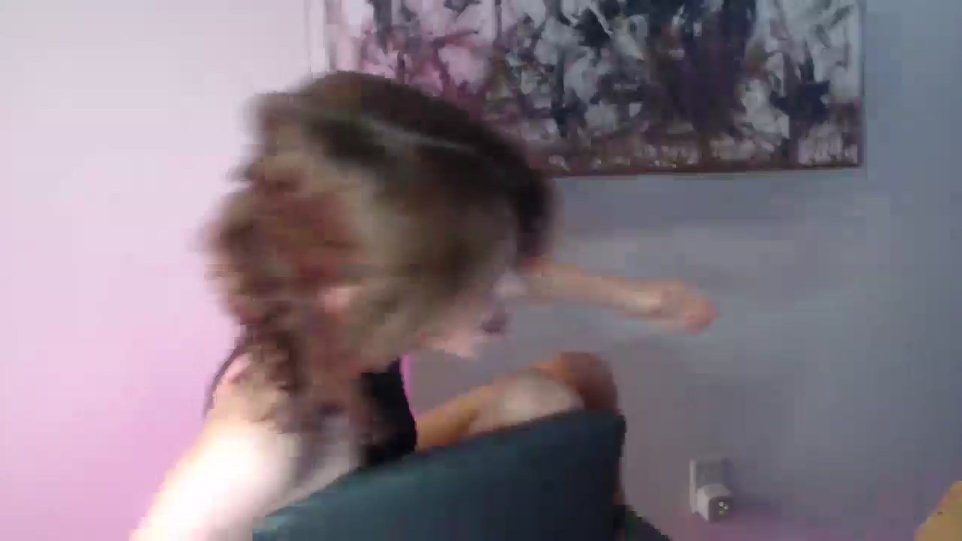 Gallery image thumbnail from OraYoung's myfreecams stream on, 05/15/2025, 18:13 image 19 of 20