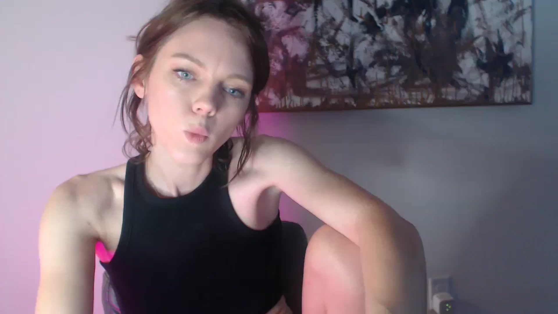 Gallery image thumbnail from OraYoung's myfreecams stream on, 05/15/2025, 20:39 image 1 of 20