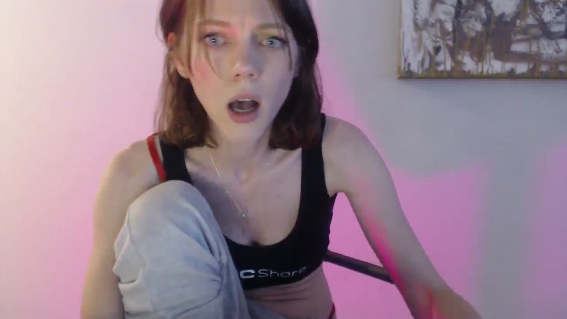 Gallery image thumbnail from OraYoung's myfreecams stream on, 05/21/2025, 19:49 image 15 of 20