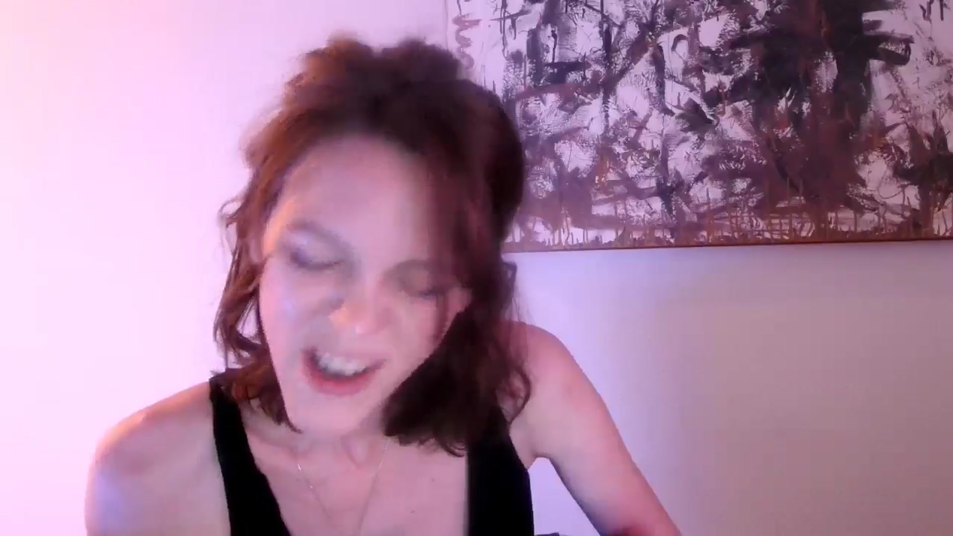 Gallery image thumbnail from OraYoung's myfreecams stream on, 06/26/2025, 20:35 image 12 of 20