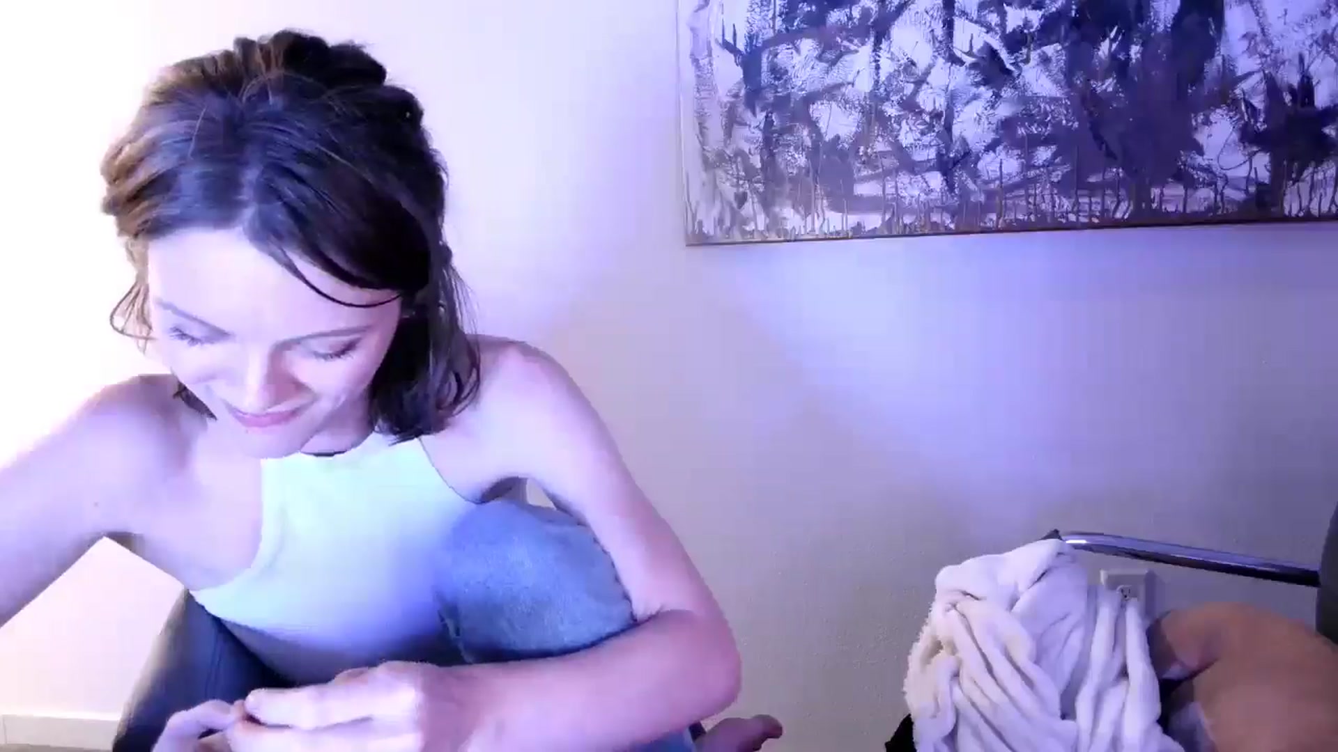 Gallery image thumbnail from OraYoung's myfreecams stream on, 07/04/2025, 24:49 image 18 of 20