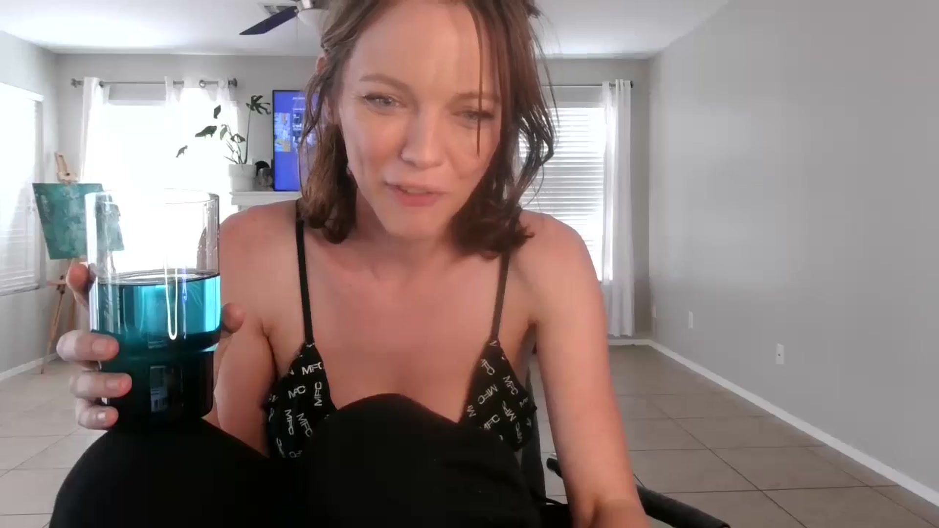 Gallery image thumbnail from OraYoung's myfreecams stream on, 10/07/2025, 19:06 image 12 of 20