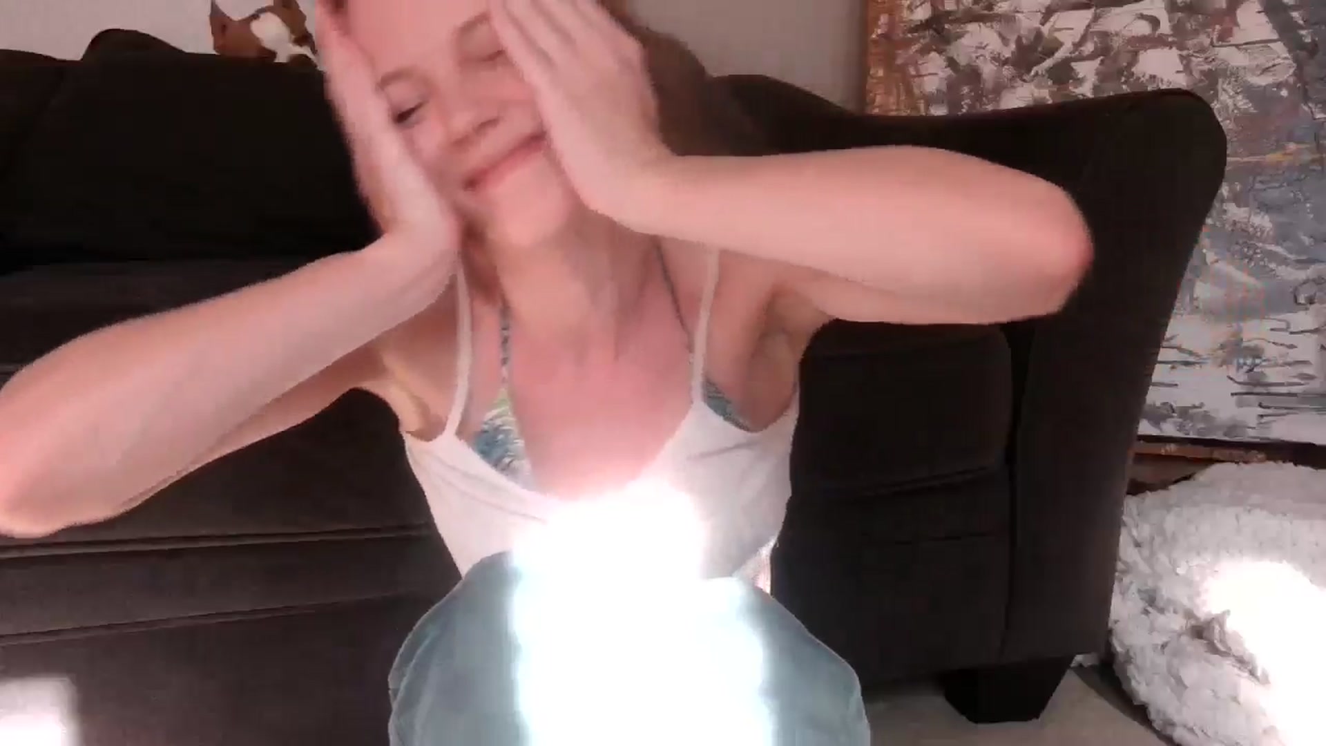 Gallery image thumbnail from OraYoung's myfreecams stream on, 11/12/2025, 19:09 image 15 of 20