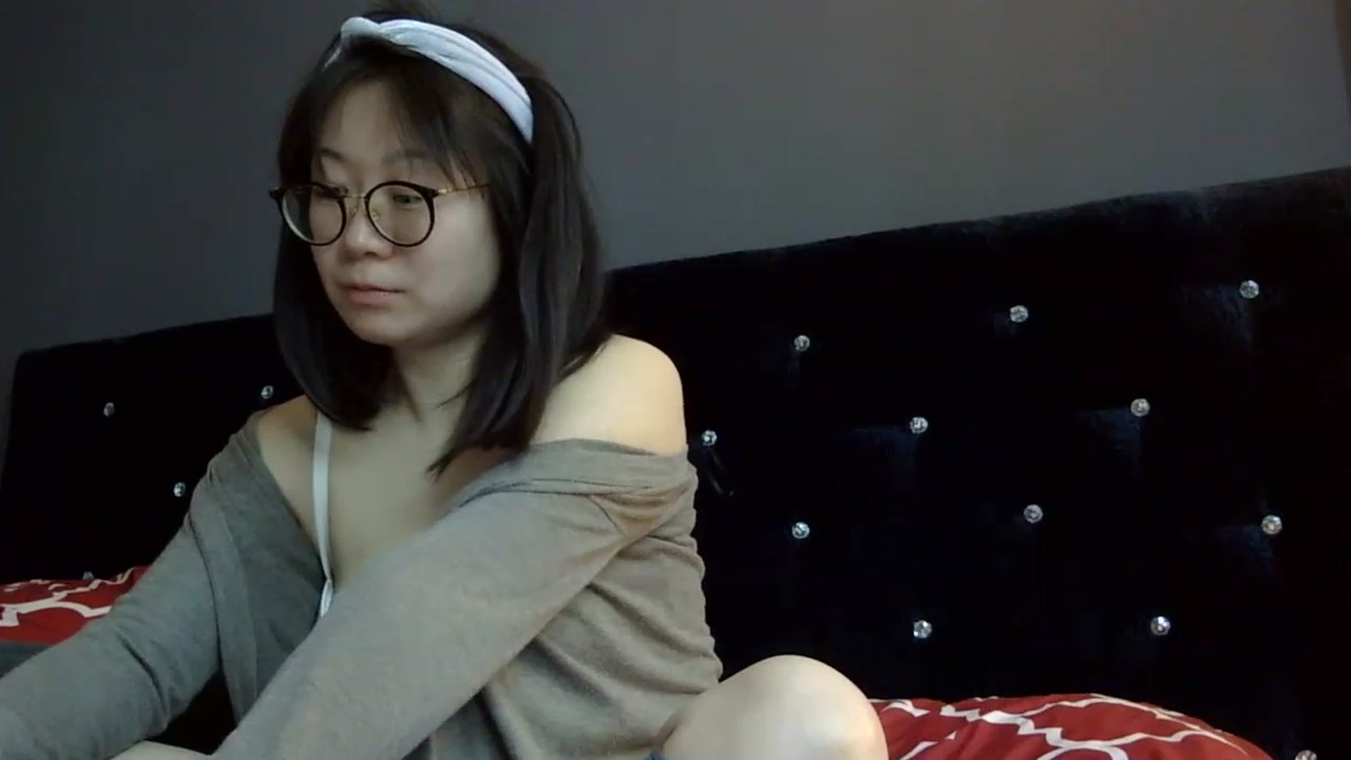 Gallery image thumbnail from Orchid_Kitty's myfreecams stream on, 01/17/2023, 19:40 image 10 of 20