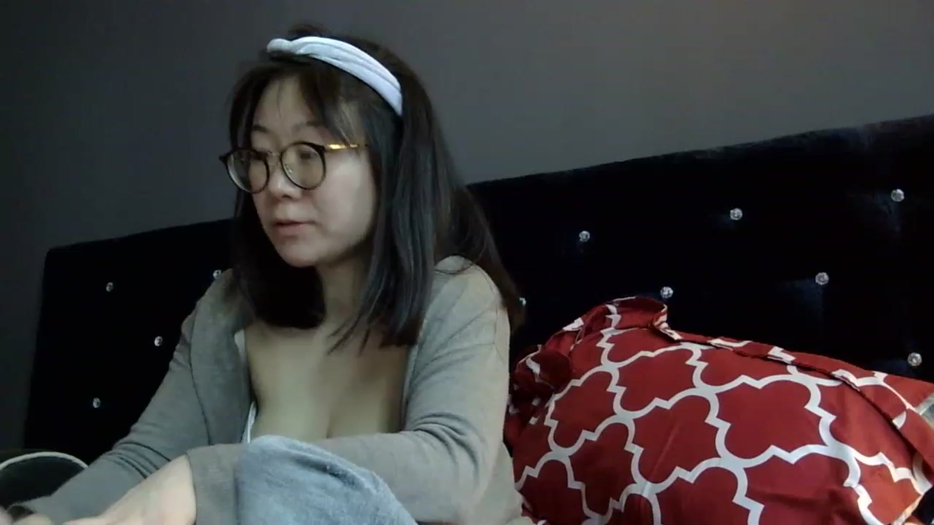 Gallery image thumbnail from Orchid_Kitty's myfreecams stream on, 01/17/2023, 19:40 image 3 of 20