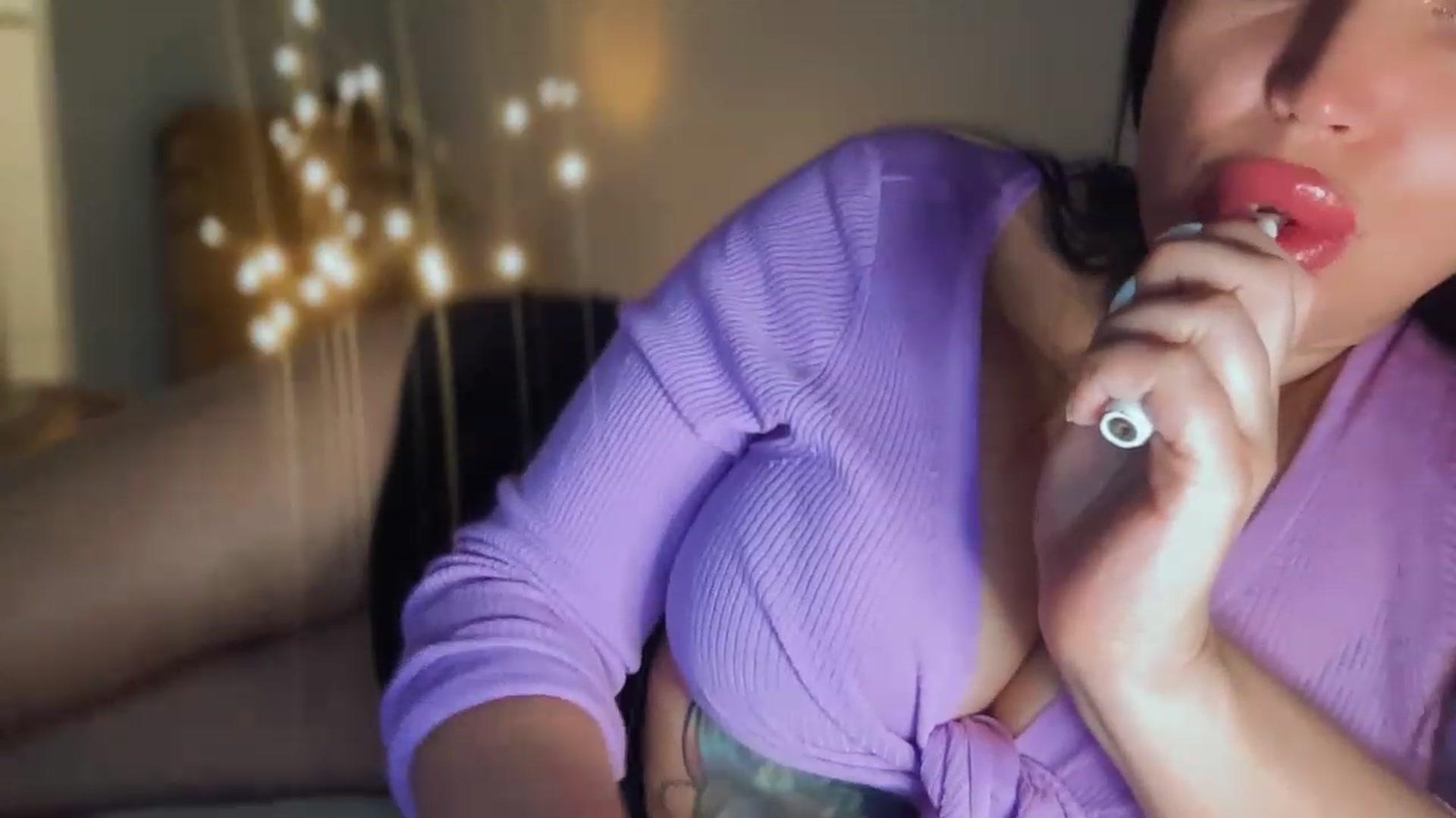 Gallery image thumbnail from OregonPrivate's myfreecams stream on, 04/13/2023, 13:32 image 8 of 20
