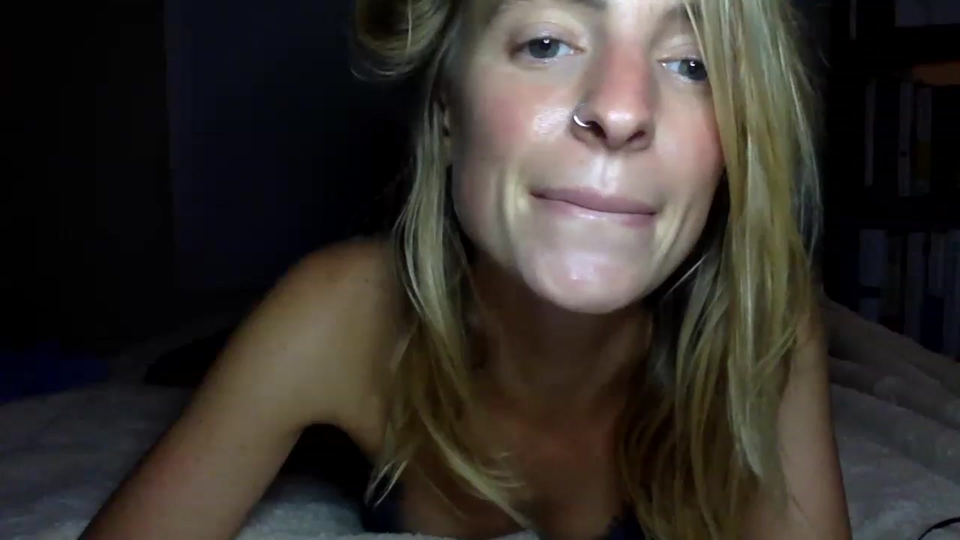 Gallery image thumbnail from OrgasmicWomen's myfreecams stream on, 02/13/2023, 03:49 image 15 of 20