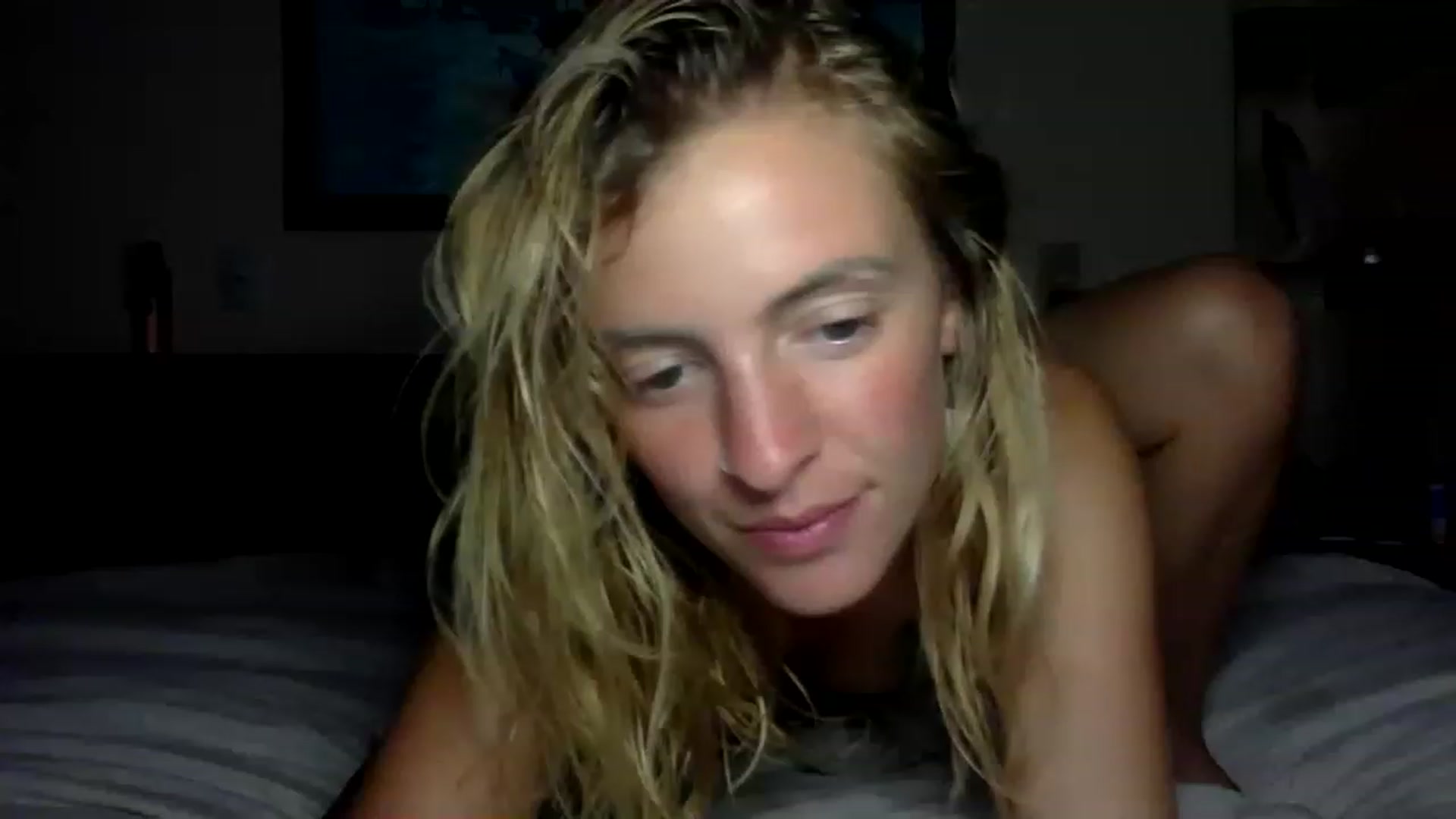 Gallery image thumbnail from OrgasmicWomen's myfreecams stream on, 03/15/2023, 24:23 image 9 of 20