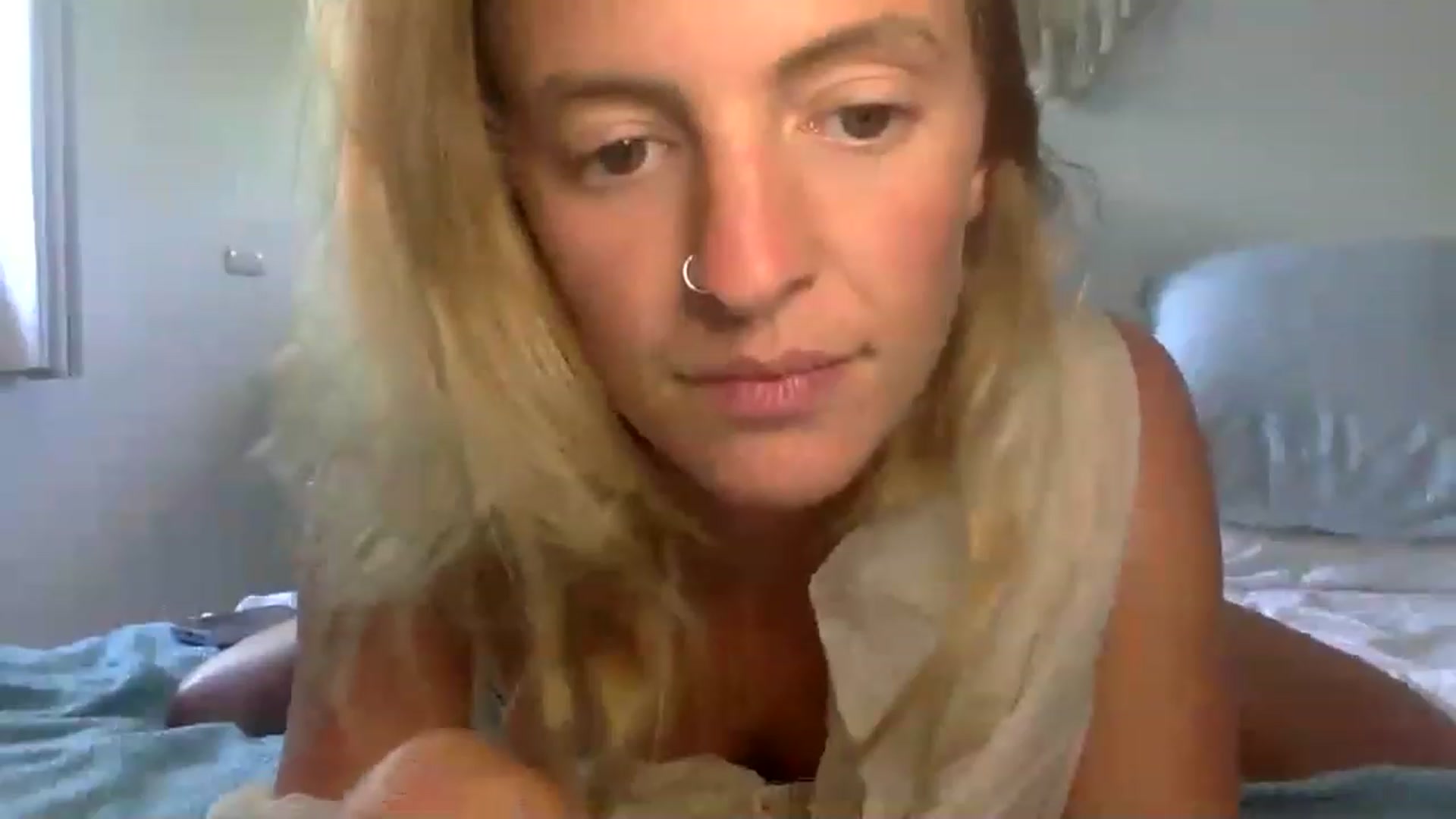 Gallery image thumbnail from OrgasmicWomen's myfreecams stream on, 03/23/2023, 18:48 image 7 of 20