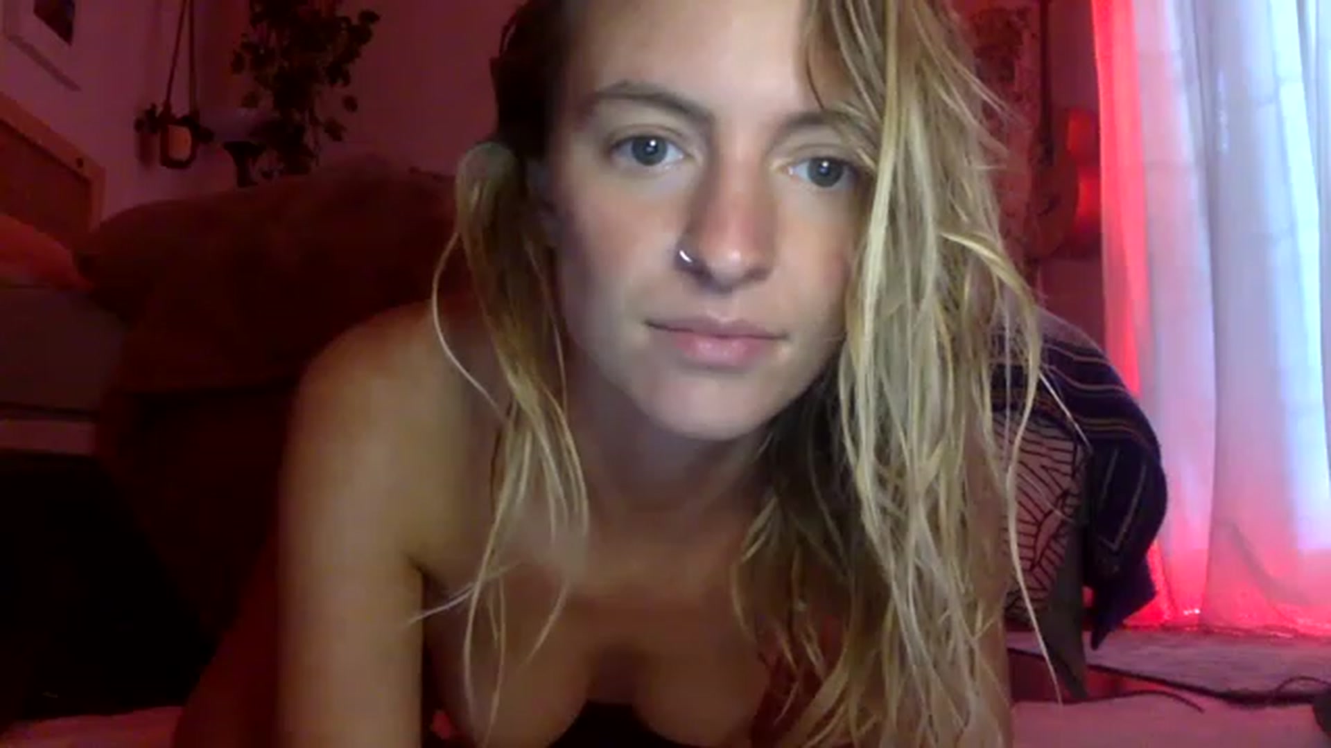 Gallery image thumbnail from OrgasmicWomen's myfreecams stream on, 04/06/2023, 18:02 image 13 of 20