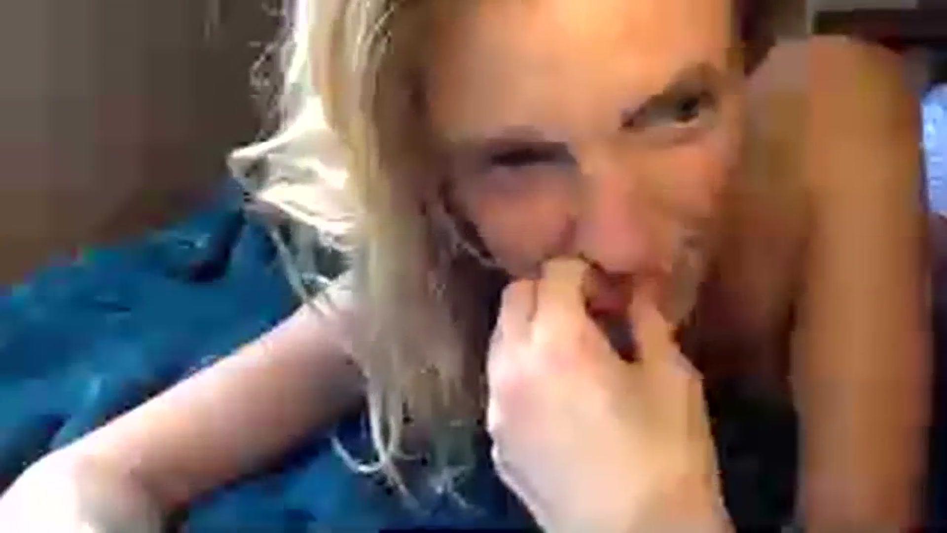 Gallery image thumbnail from OrgasmicWomen's myfreecams stream on, 06/08/2023, 21:04 image 8 of 20