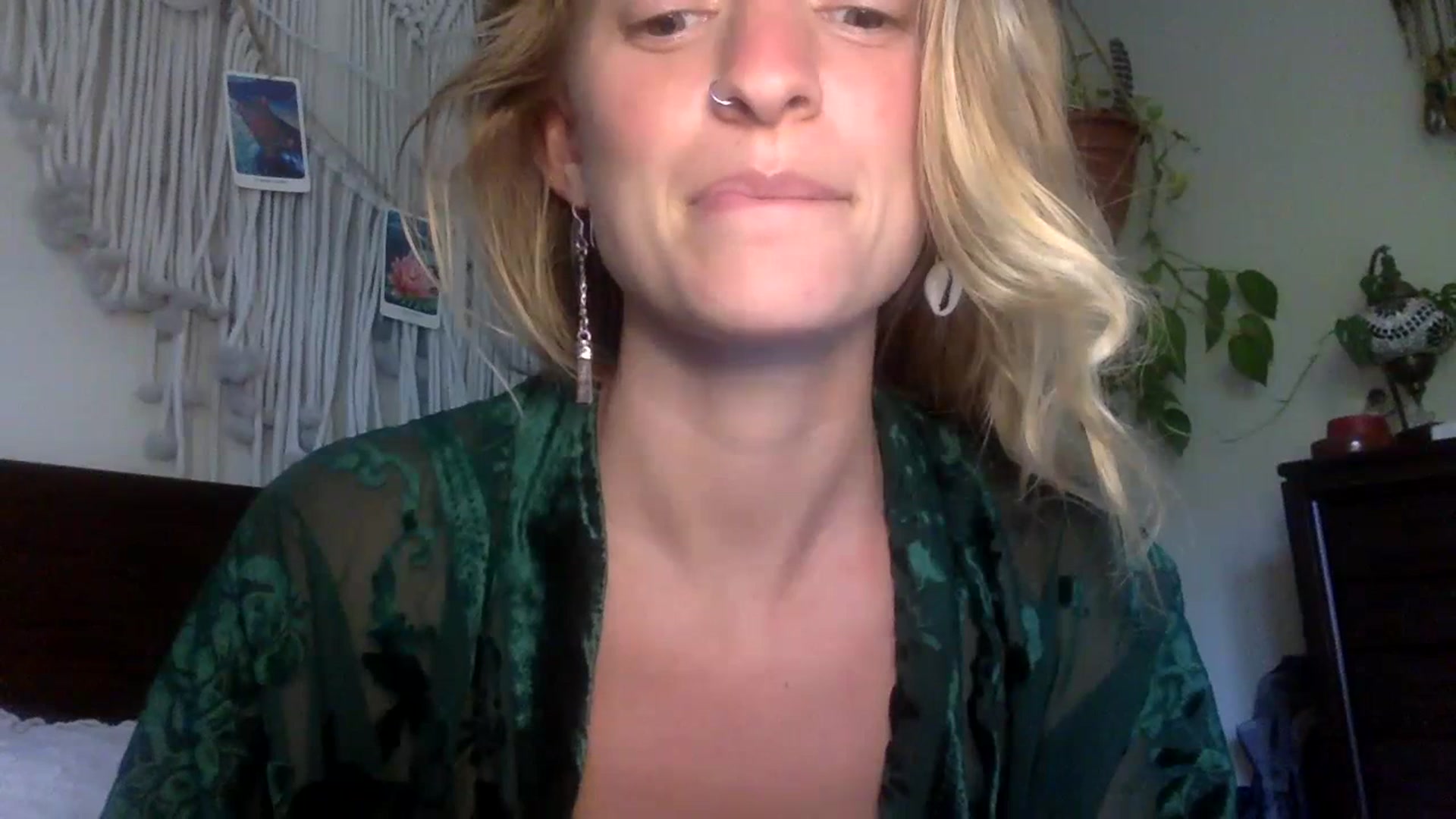 Gallery image thumbnail from OrgasmicWomen's myfreecams stream on, 06/29/2023, 21:35 image 12 of 20
