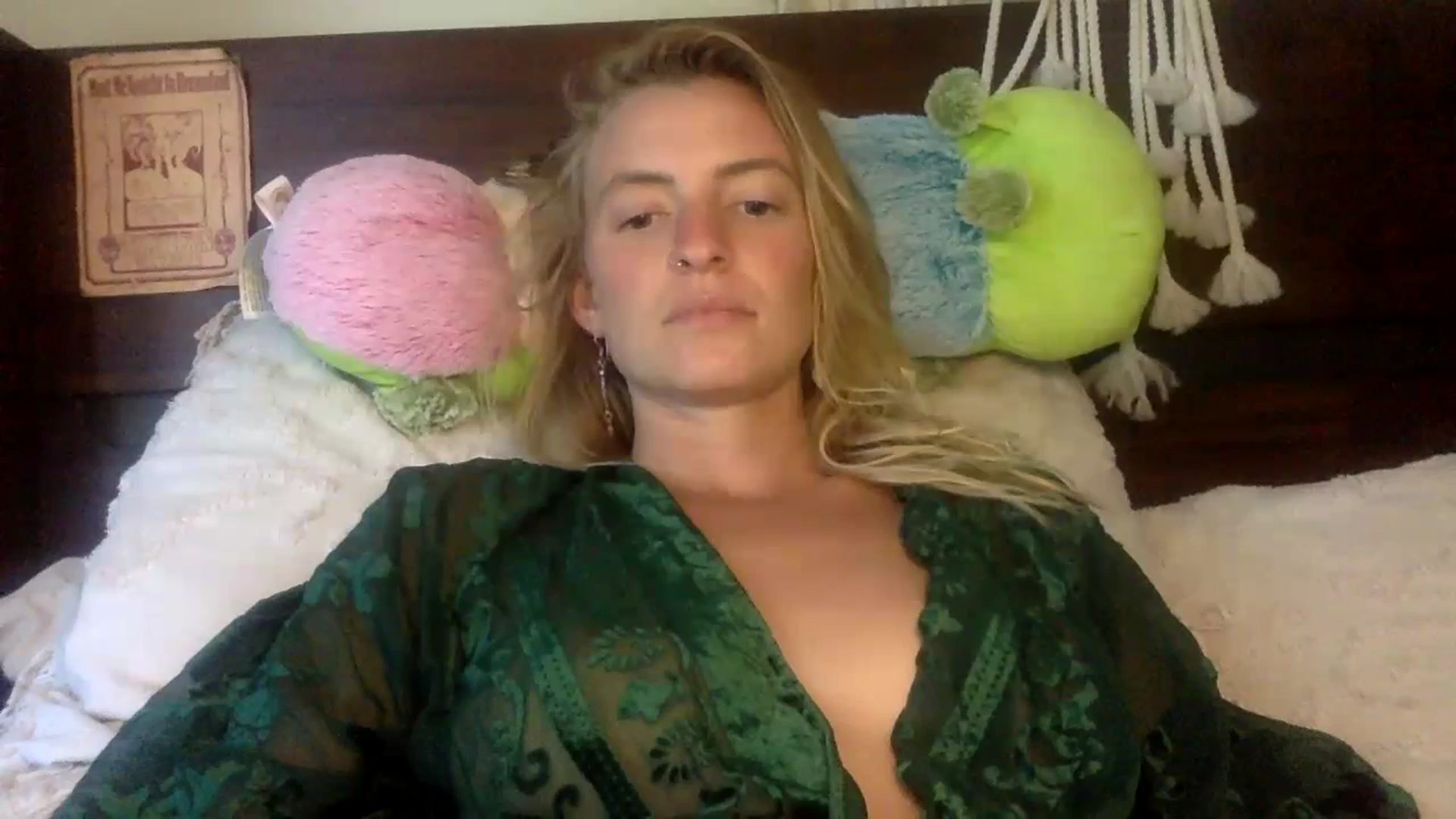 Gallery image thumbnail from OrgasmicWomen's myfreecams stream on, 06/29/2023, 21:35 image 1 of 20