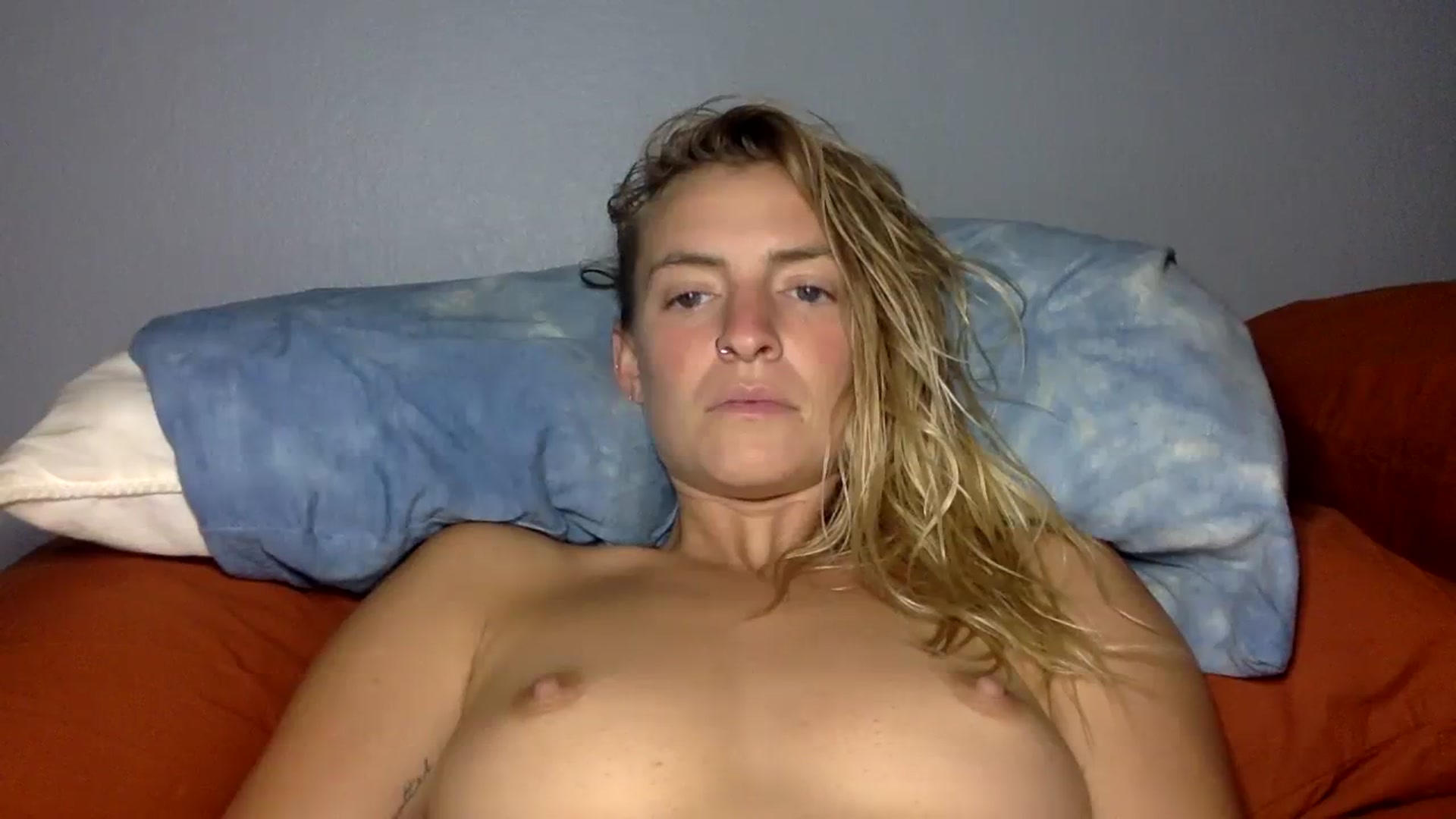 Gallery image thumbnail from OrgasmicWomen's myfreecams stream on, 08/10/2023, 21:01 image 2 of 20