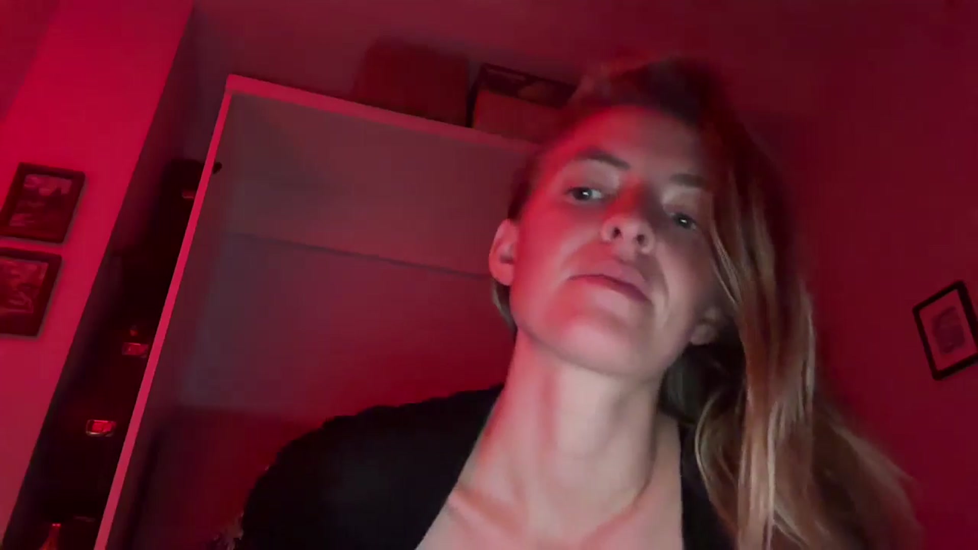 Gallery image thumbnail from OrgasmicWomen's myfreecams stream on, 11/07/2024, 12:24 image 13 of 20