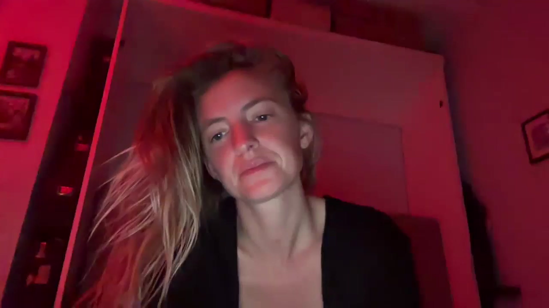 Gallery image thumbnail from OrgasmicWomen's myfreecams stream on, 11/07/2024, 12:24 image 14 of 20