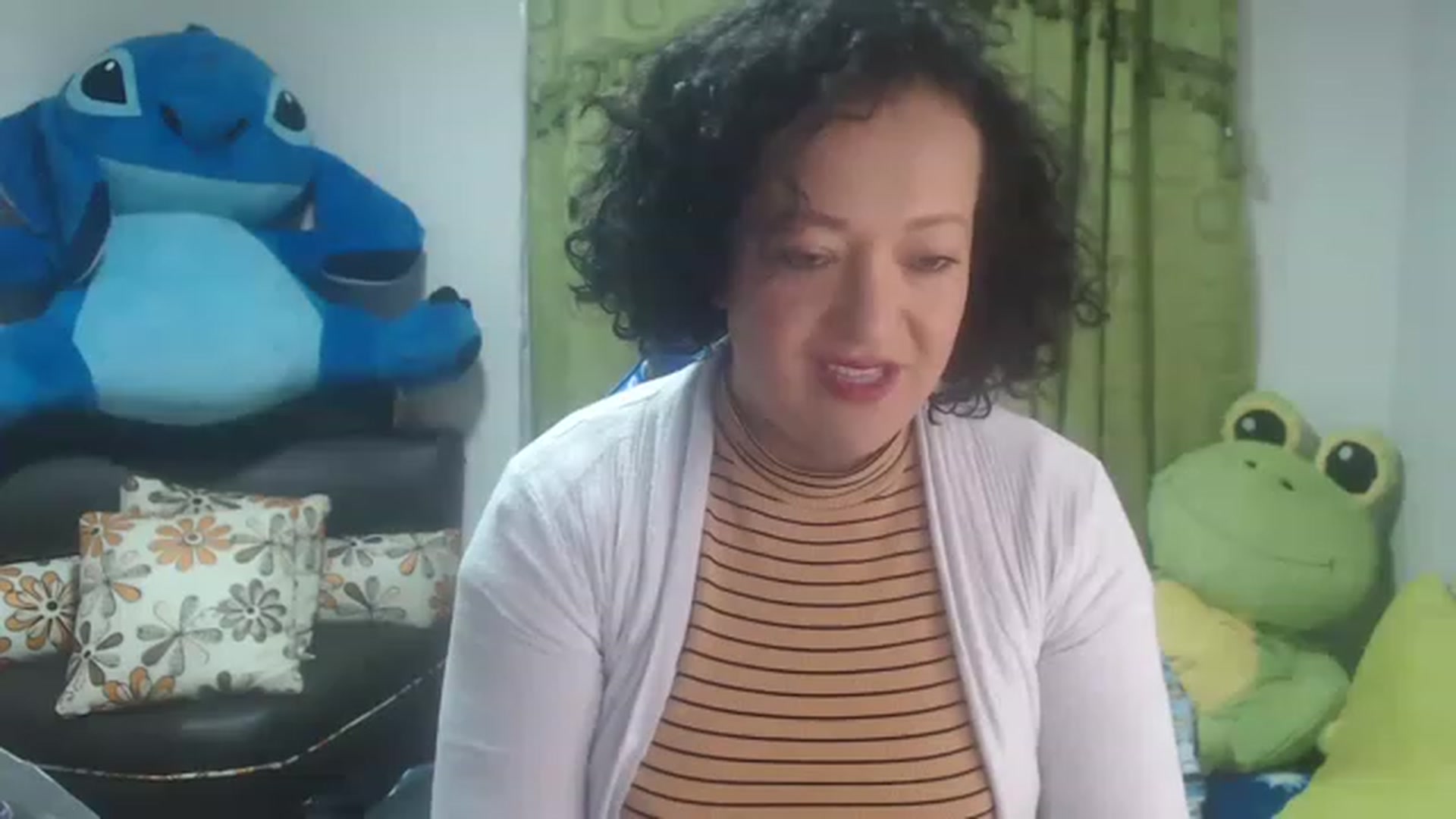 Gallery image thumbnail from Oriana_wet's myfreecams stream on, 06/27/2023, 13:01 image 5 of 20