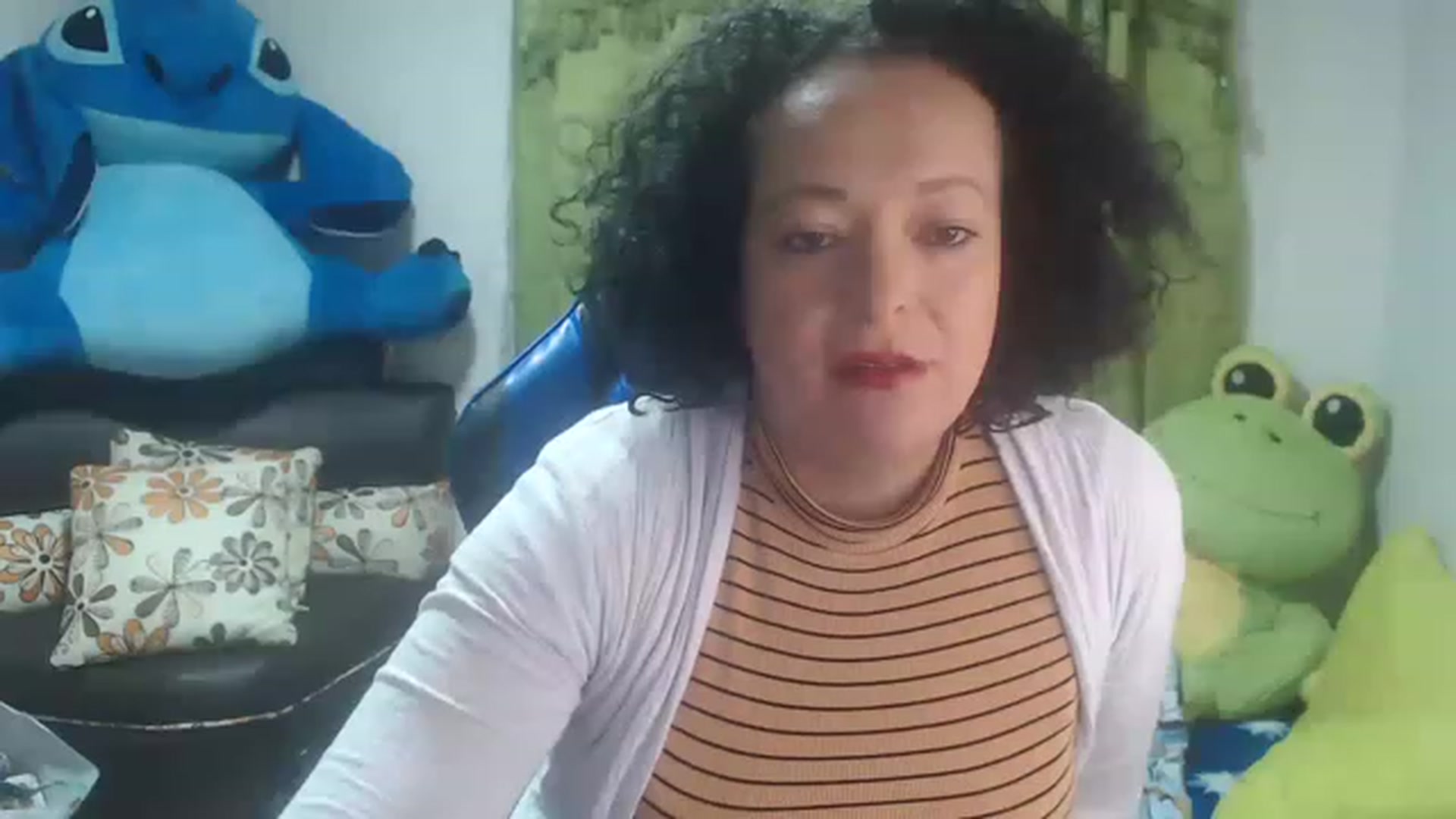 Gallery image thumbnail from Oriana_wet's myfreecams stream on, 06/27/2023, 14:42 image 10 of 20