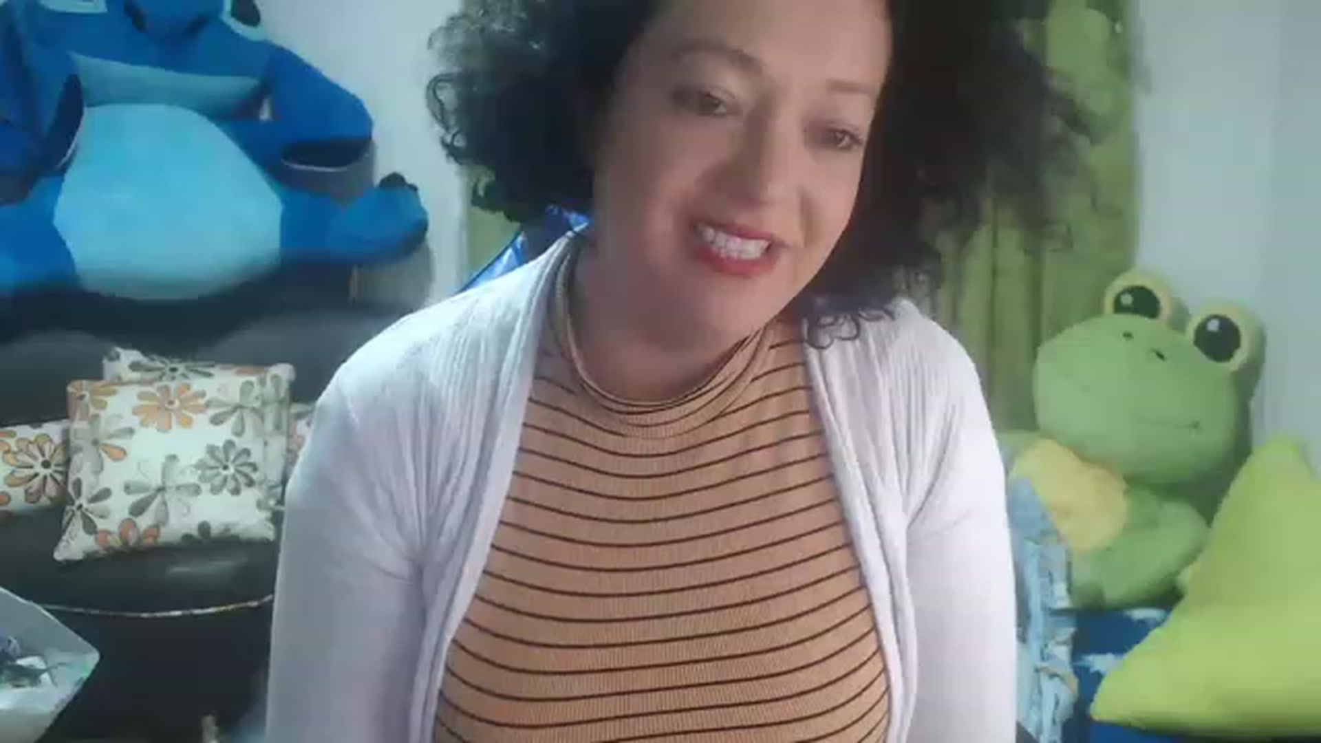 Gallery image thumbnail from Oriana_wet's myfreecams stream on, 06/27/2023, 14:42 image 2 of 20