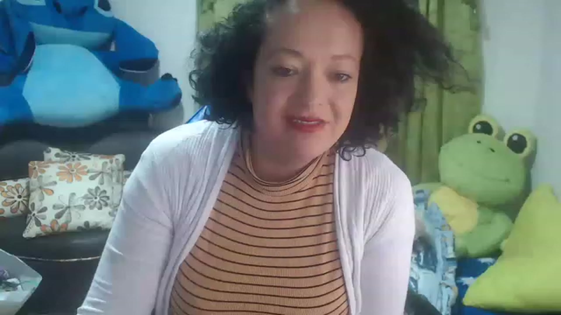 Gallery image thumbnail from Oriana_wet's myfreecams stream on, 06/27/2023, 14:42 image 1 of 20