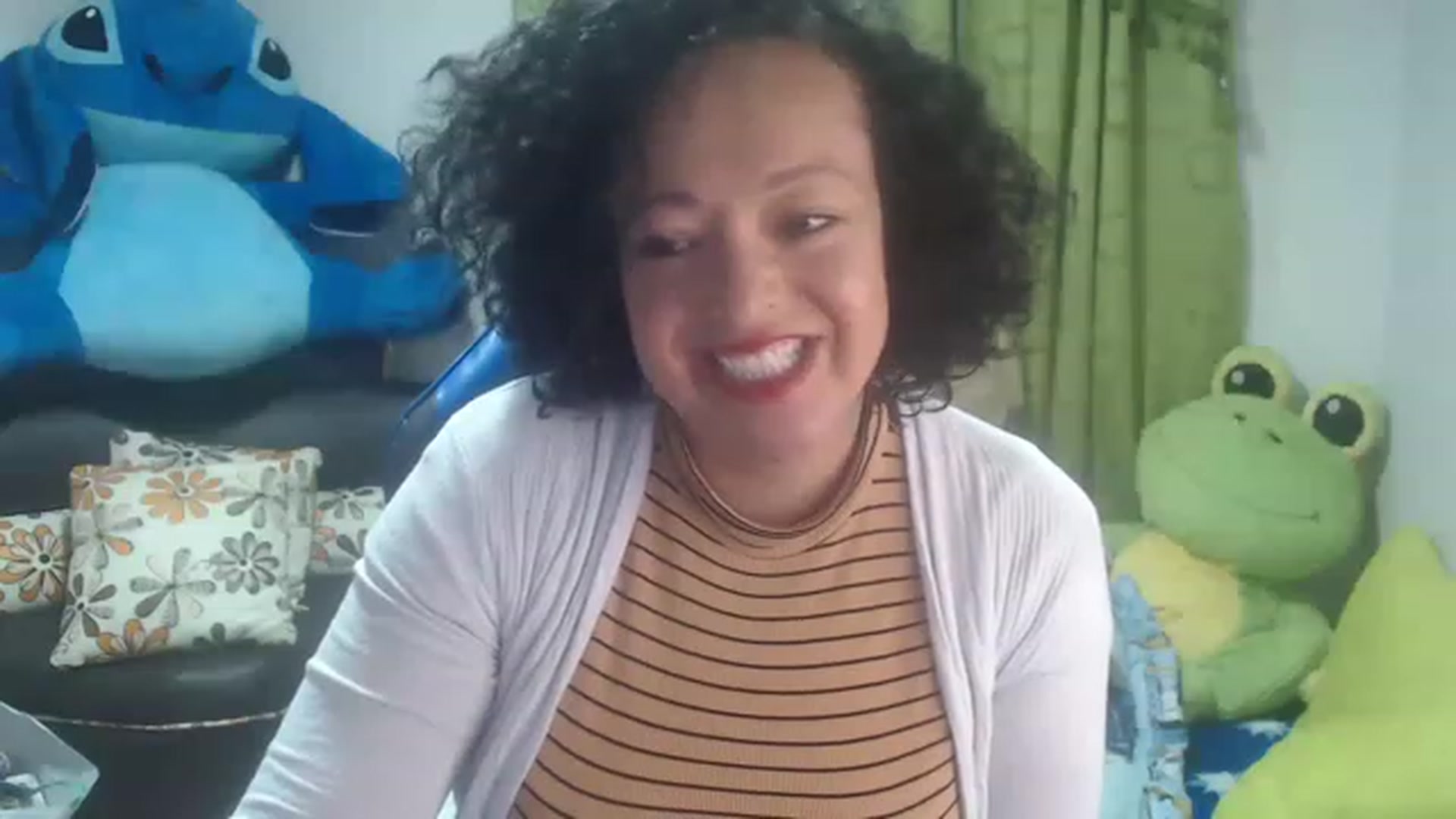 Gallery image thumbnail from Oriana_wet's myfreecams stream on, 06/27/2023, 14:42 image 6 of 20