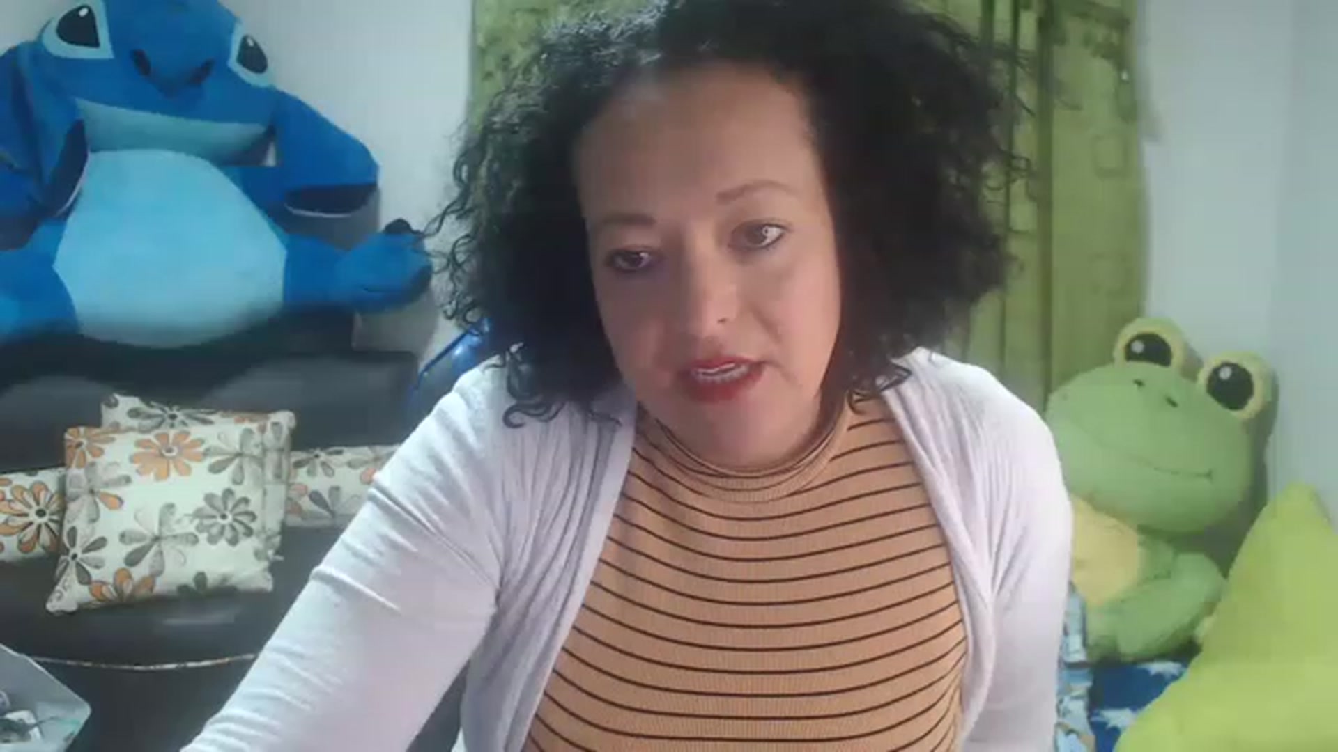 Gallery image thumbnail from Oriana_wet's myfreecams stream on, 06/27/2023, 14:42 image 9 of 20