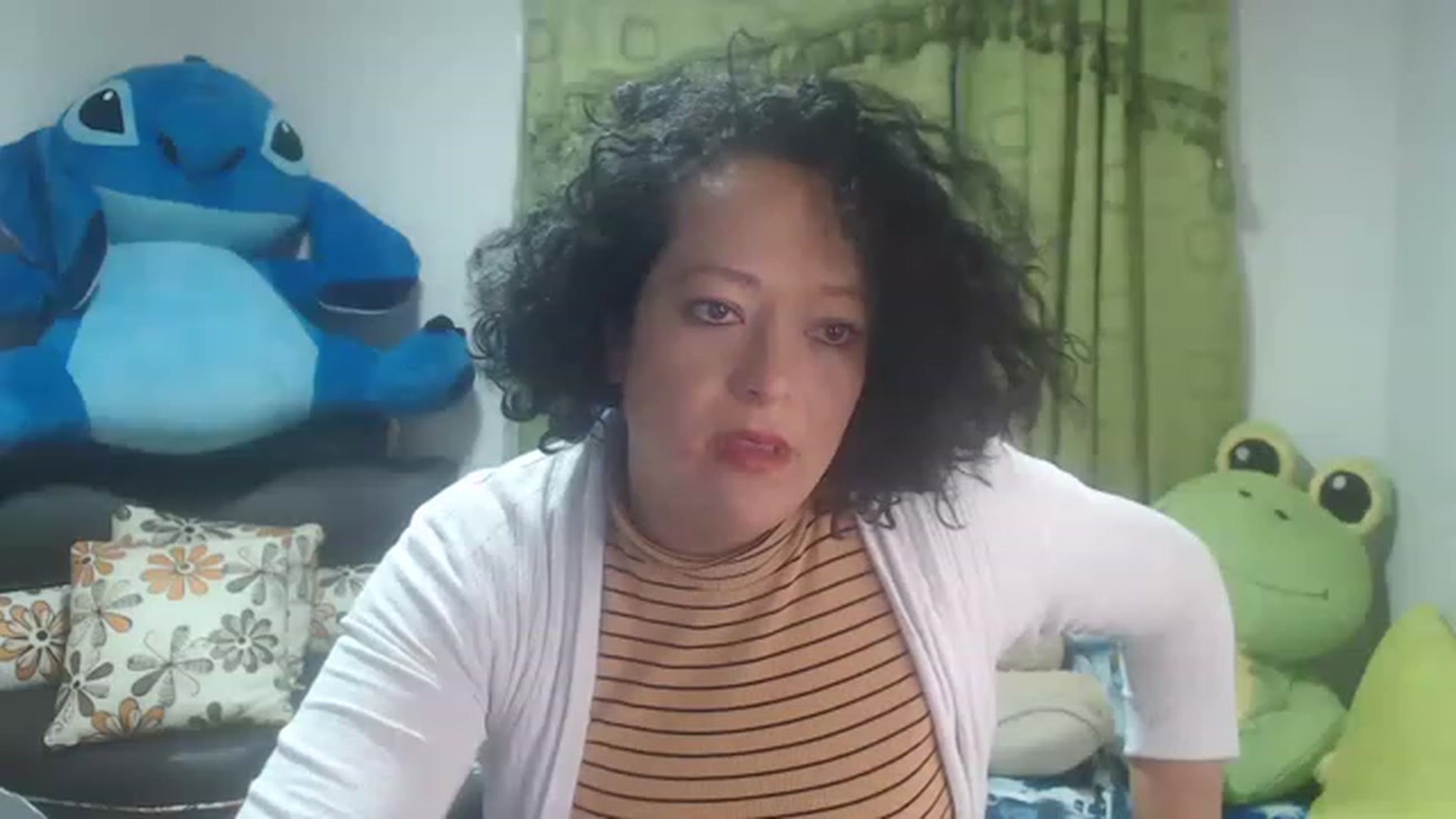 Gallery image thumbnail from Oriana_wet's myfreecams stream on, 06/27/2023, 15:24 image 20 of 20