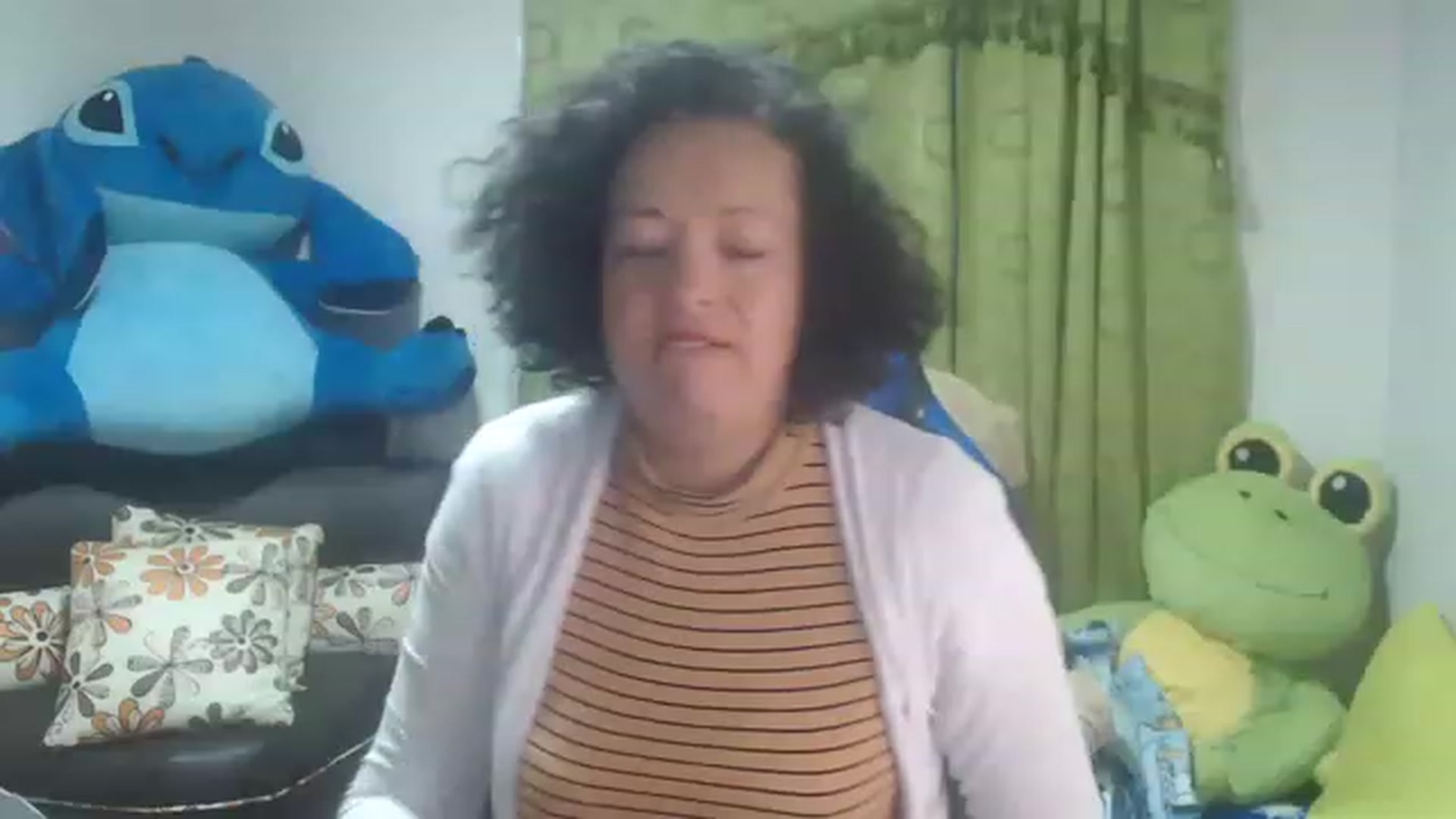 Gallery image thumbnail from Oriana_wet's myfreecams stream on, 06/27/2023, 15:24 image 6 of 20