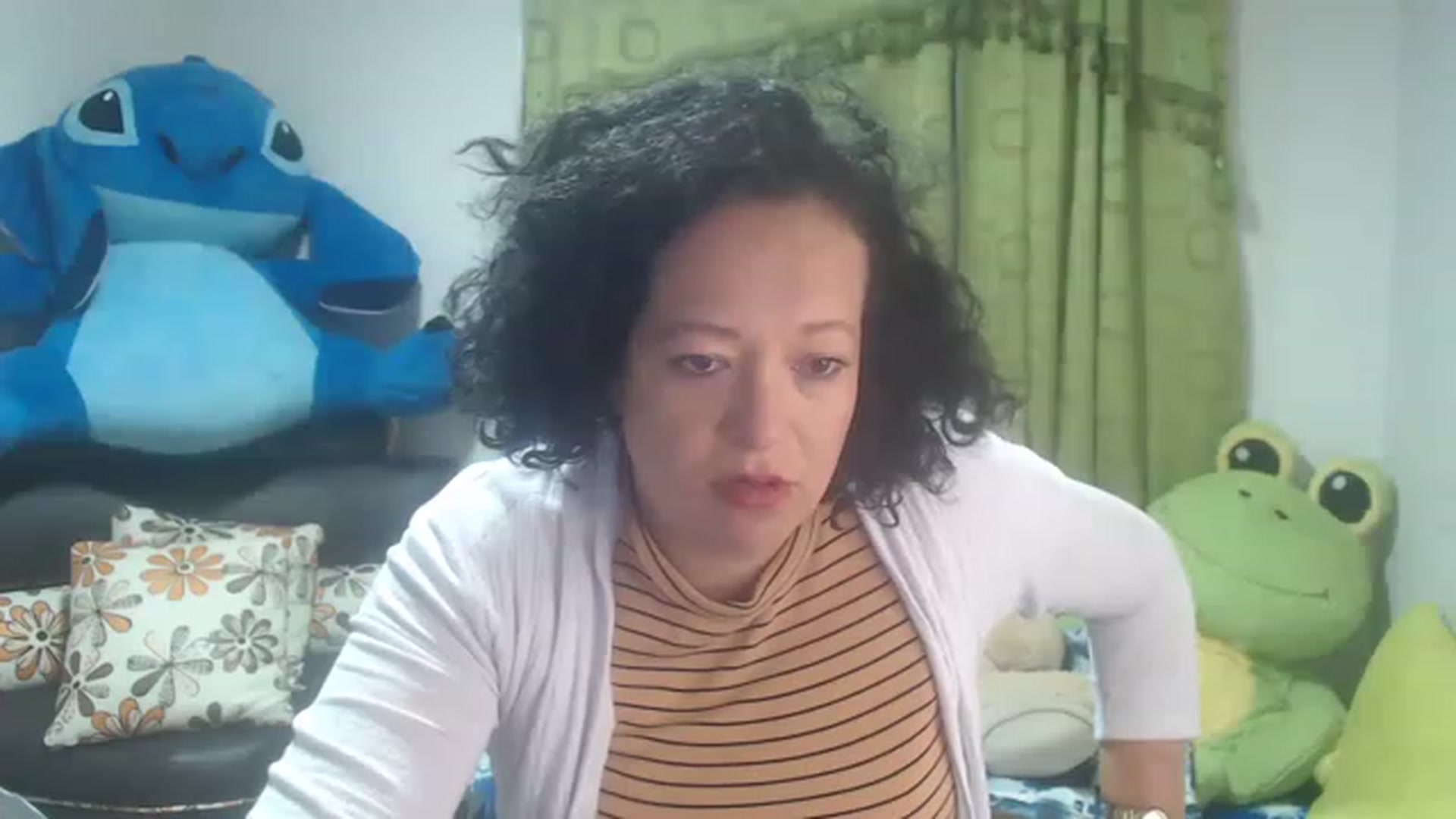 Gallery image thumbnail from Oriana_wet's myfreecams stream on, 06/27/2023, 15:24 image 14 of 20
